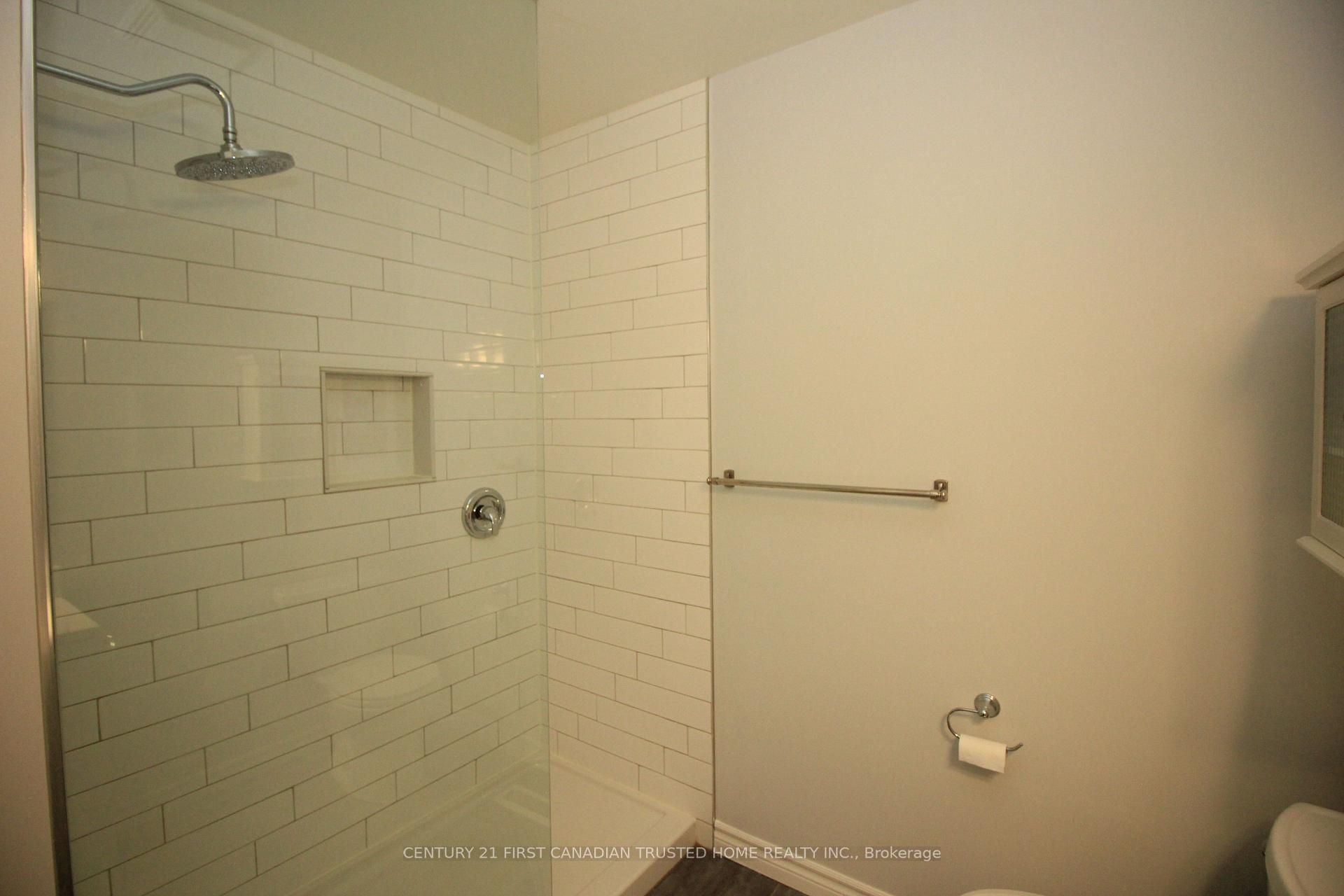 Photo 11 of 62 Maxine Court E, Middlesex Centre, Kilworth — HOMEH