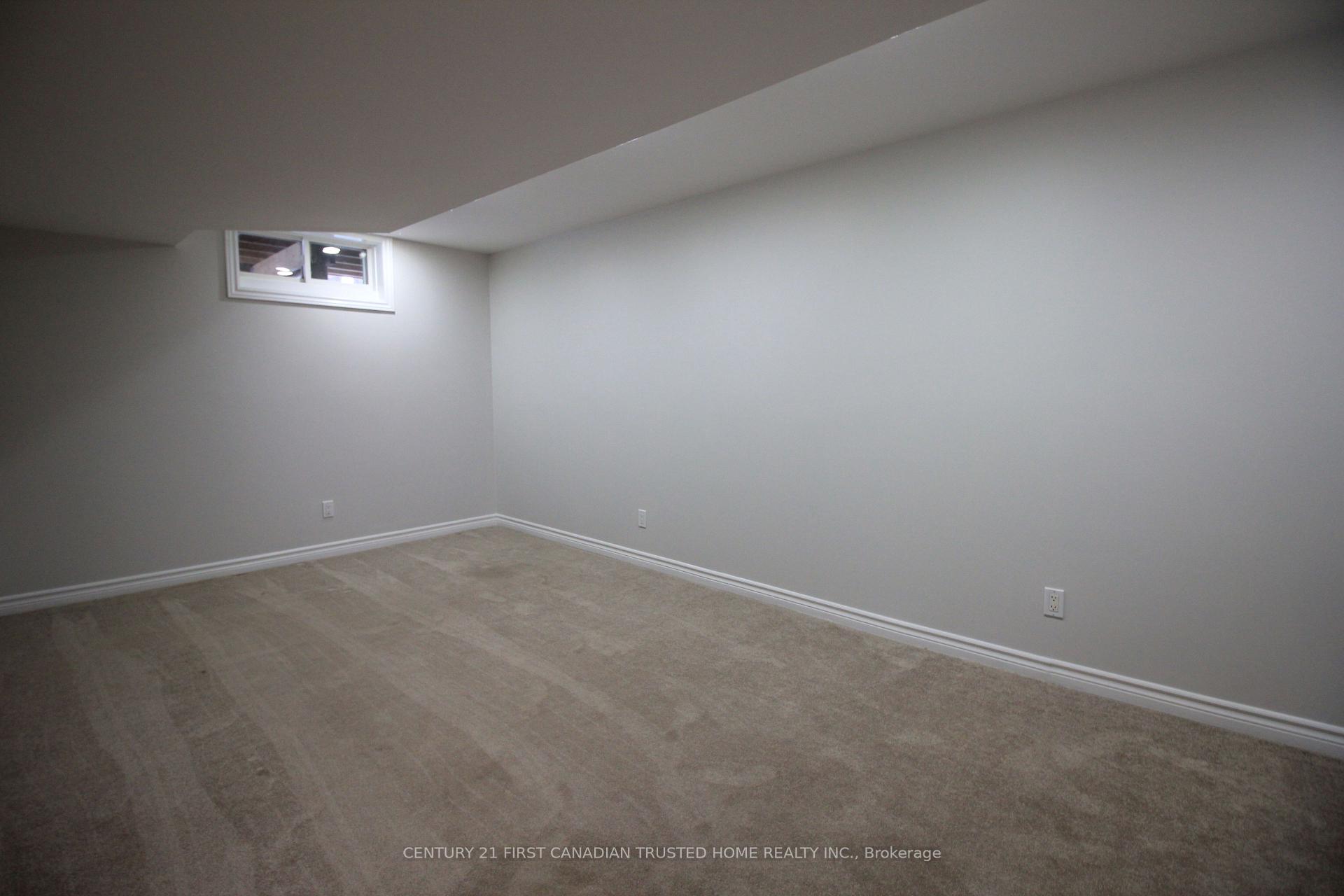 Photo 19 of 62 Maxine Court E, Middlesex Centre, Kilworth — HOMEH