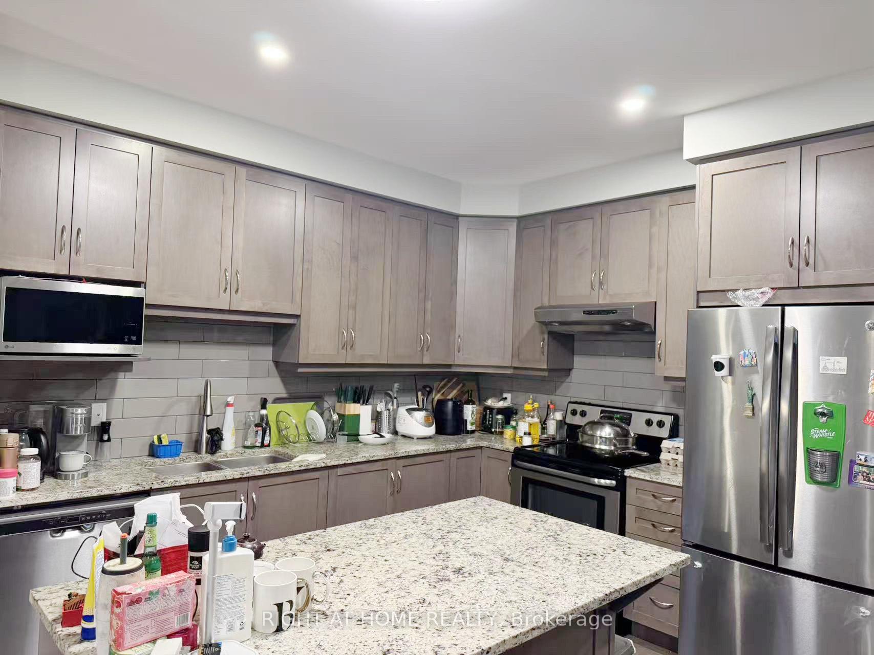 Photo 4 of 105 Escarpment Crescent, Ottawa, Kanata - Kanata Lakes/Heritage Hills — HOMEH