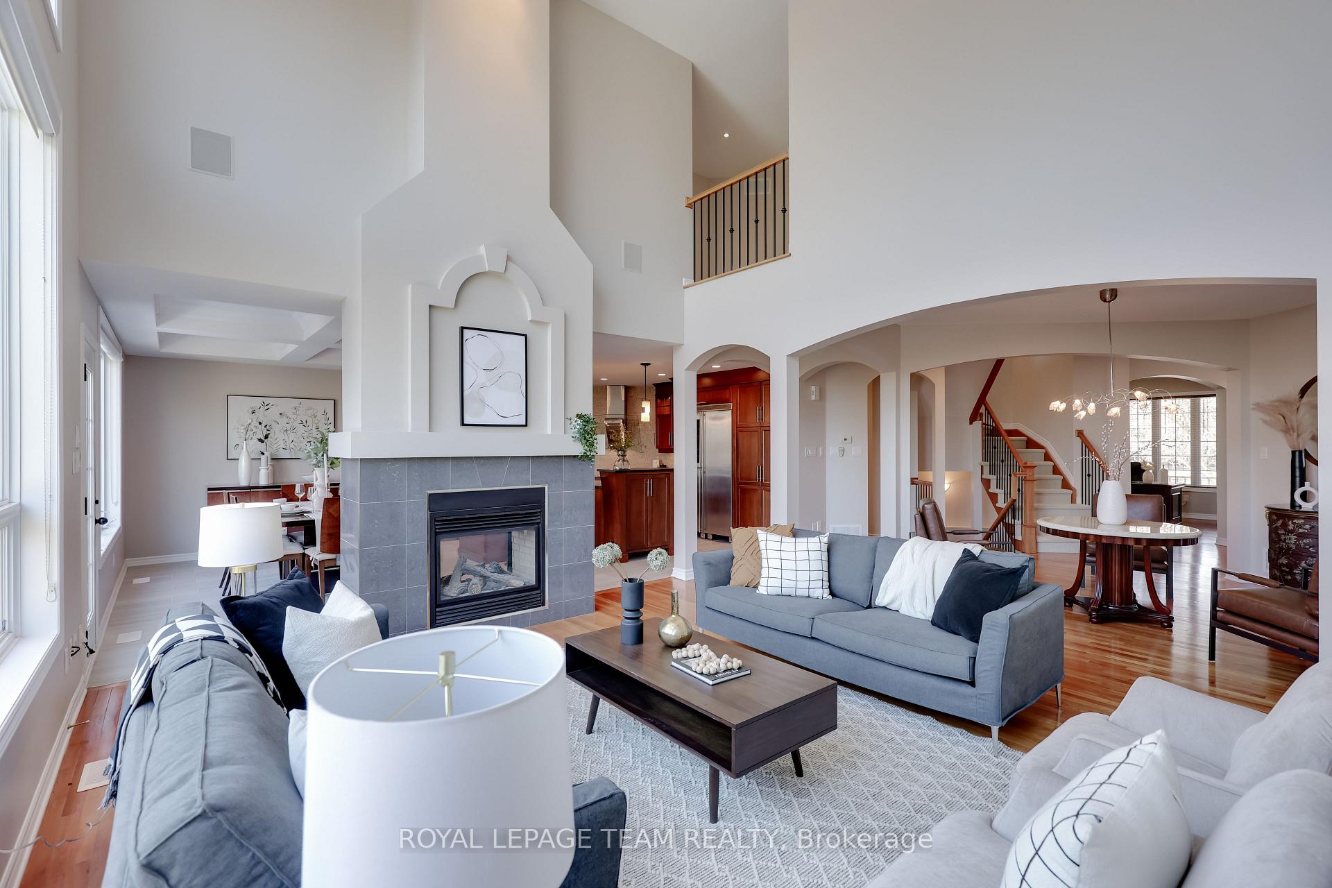 Photo 16 of 665 Kochar Drive, Ottawa, Mooneys Bay — HOMEH