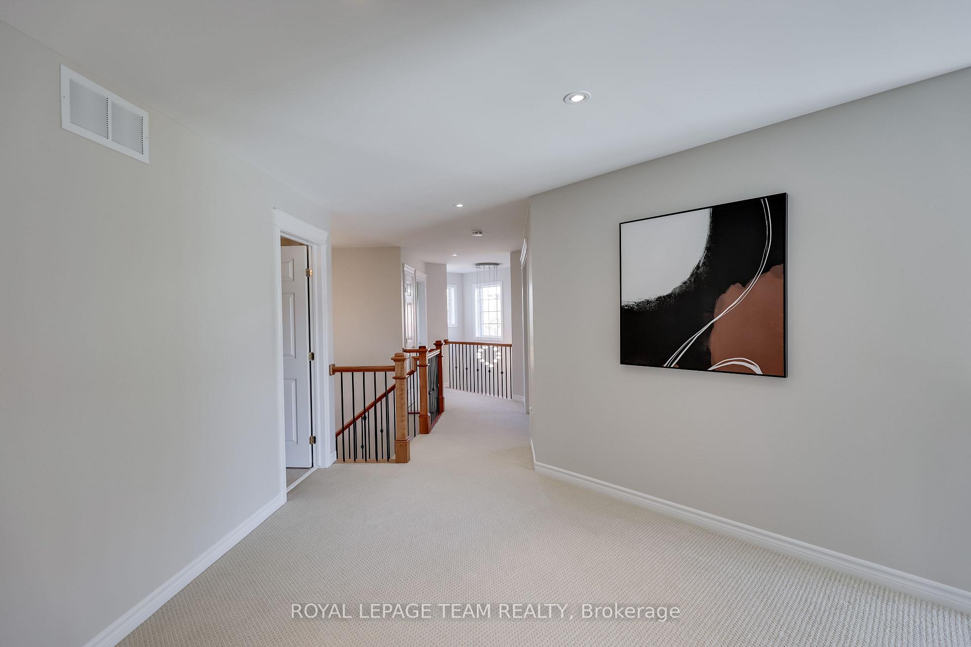 Photo 27 of 665 Kochar Drive, Ottawa, Mooneys Bay — HOMEH