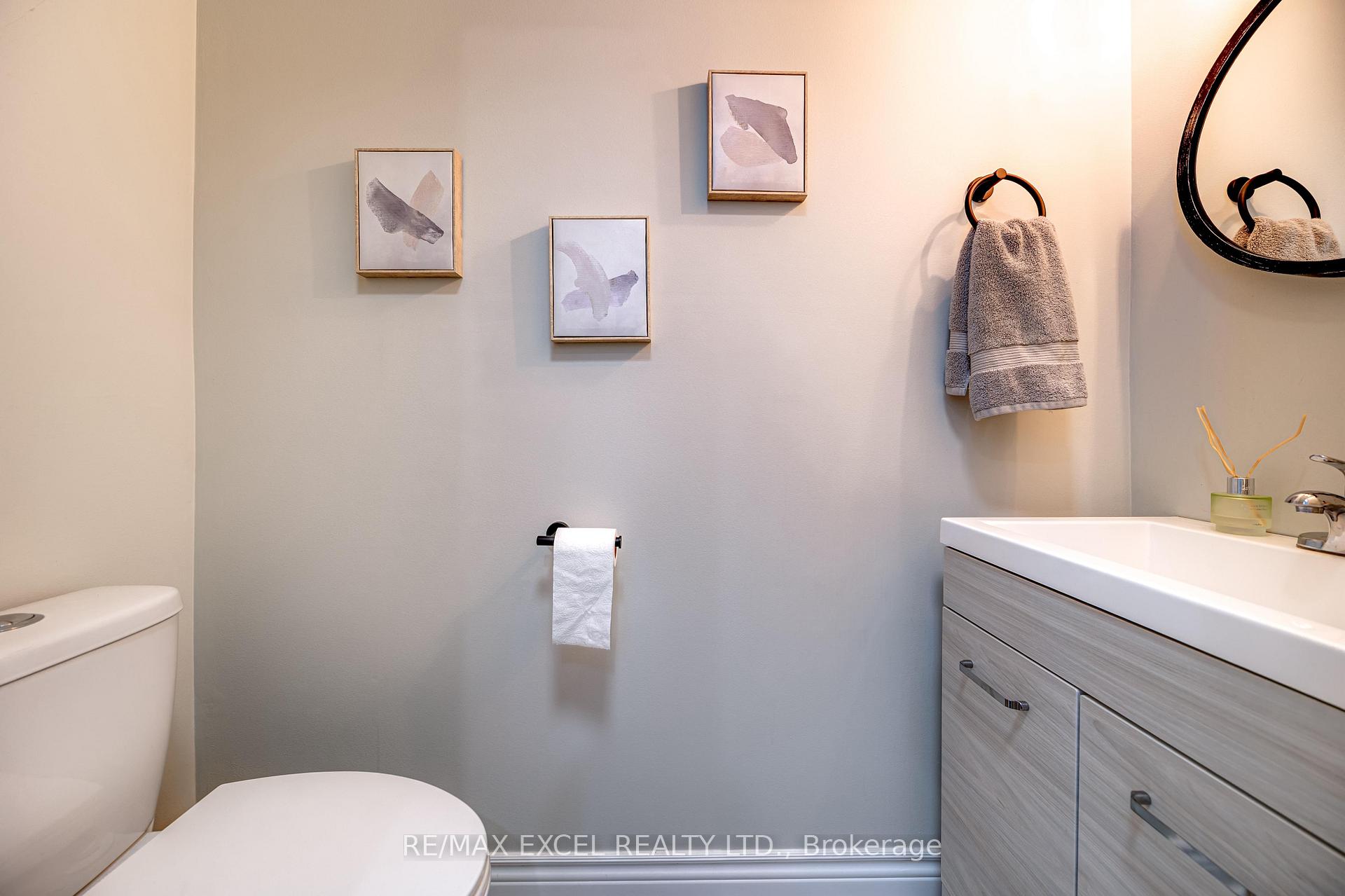 Photo 21 of 99 James Parrott Avenue, Markham, Wismer — HOMEH