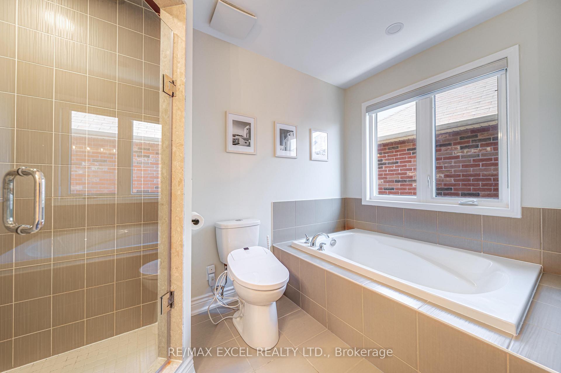 Photo 27 of 99 James Parrott Avenue, Markham, Wismer — HOMEH