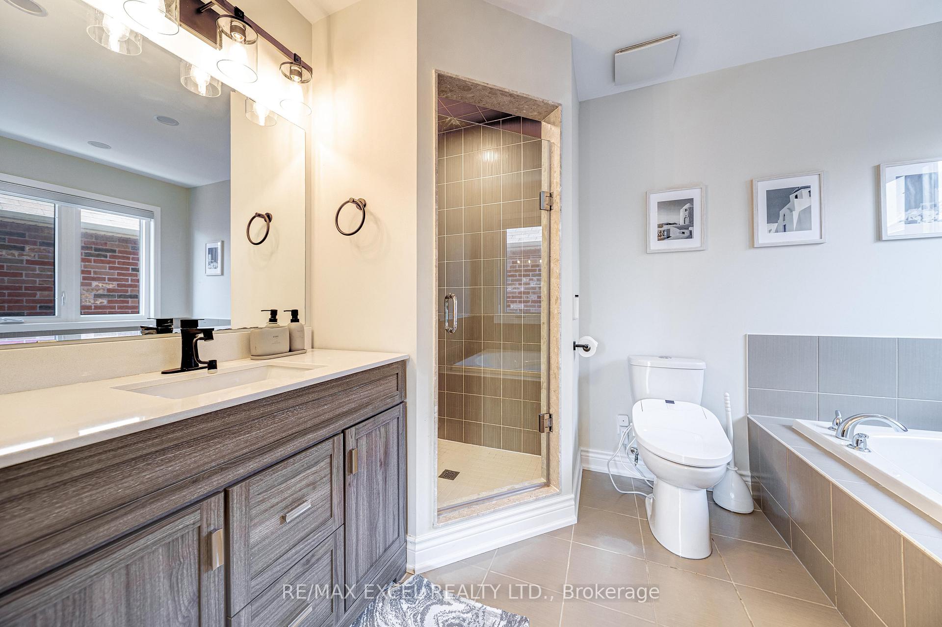 Photo 28 of 99 James Parrott Avenue, Markham, Wismer — HOMEH