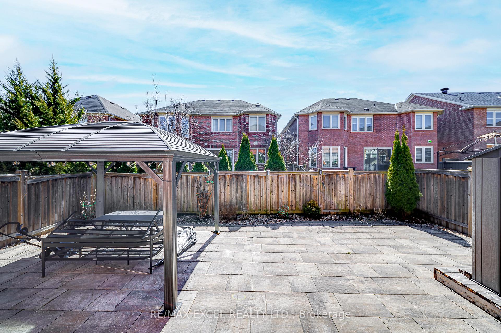 Photo 30 of 99 James Parrott Avenue, Markham, Wismer — HOMEH