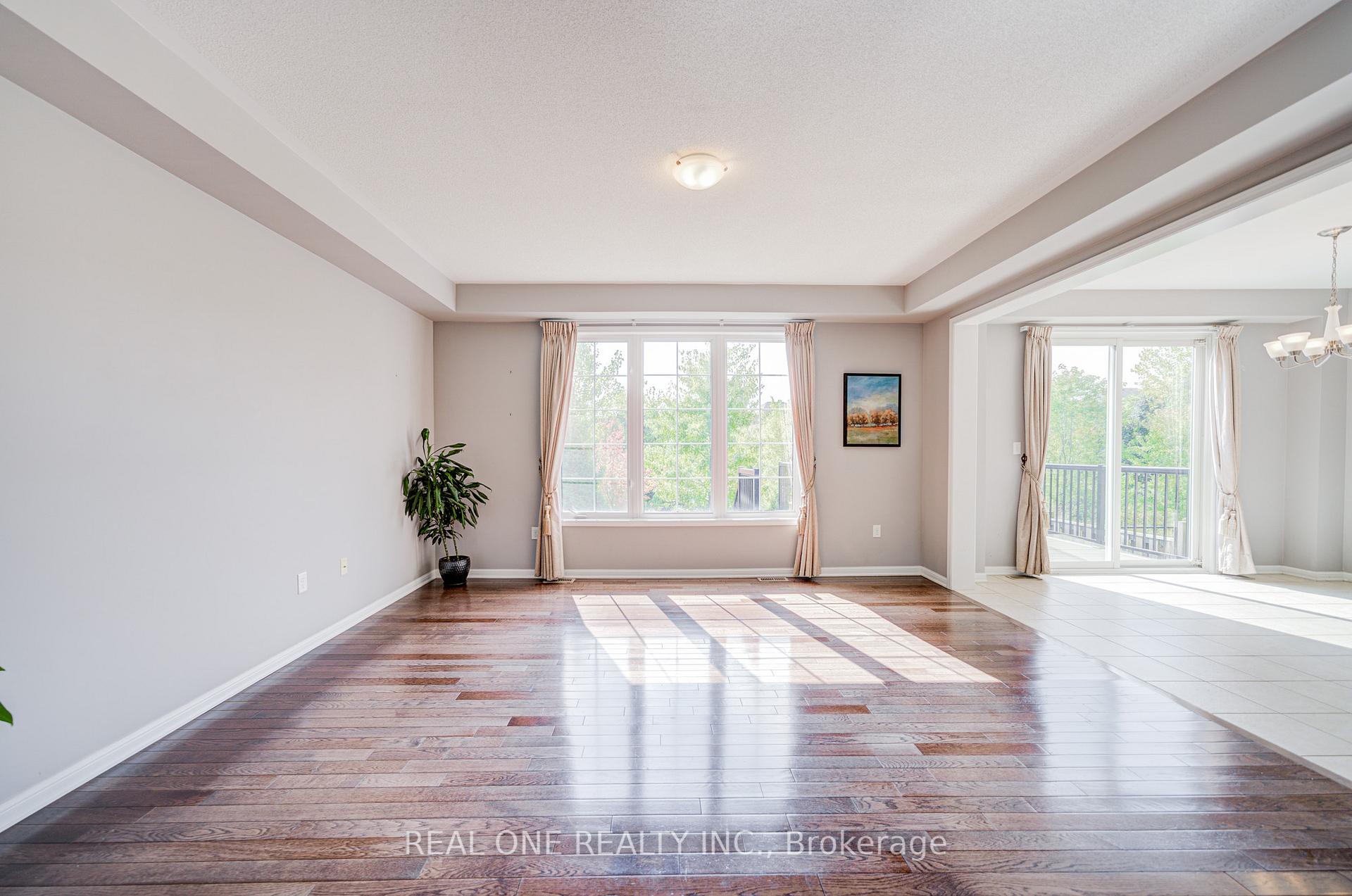 Photo 3 of 23 Cranston Street, Hamilton, Meadowlands — HOMEH