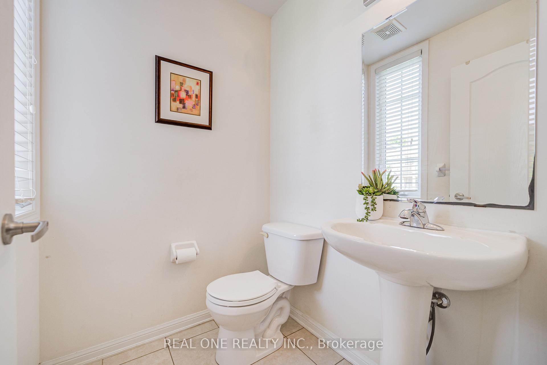 Photo 14 of 23 Cranston Street, Hamilton, Meadowlands — HOMEH