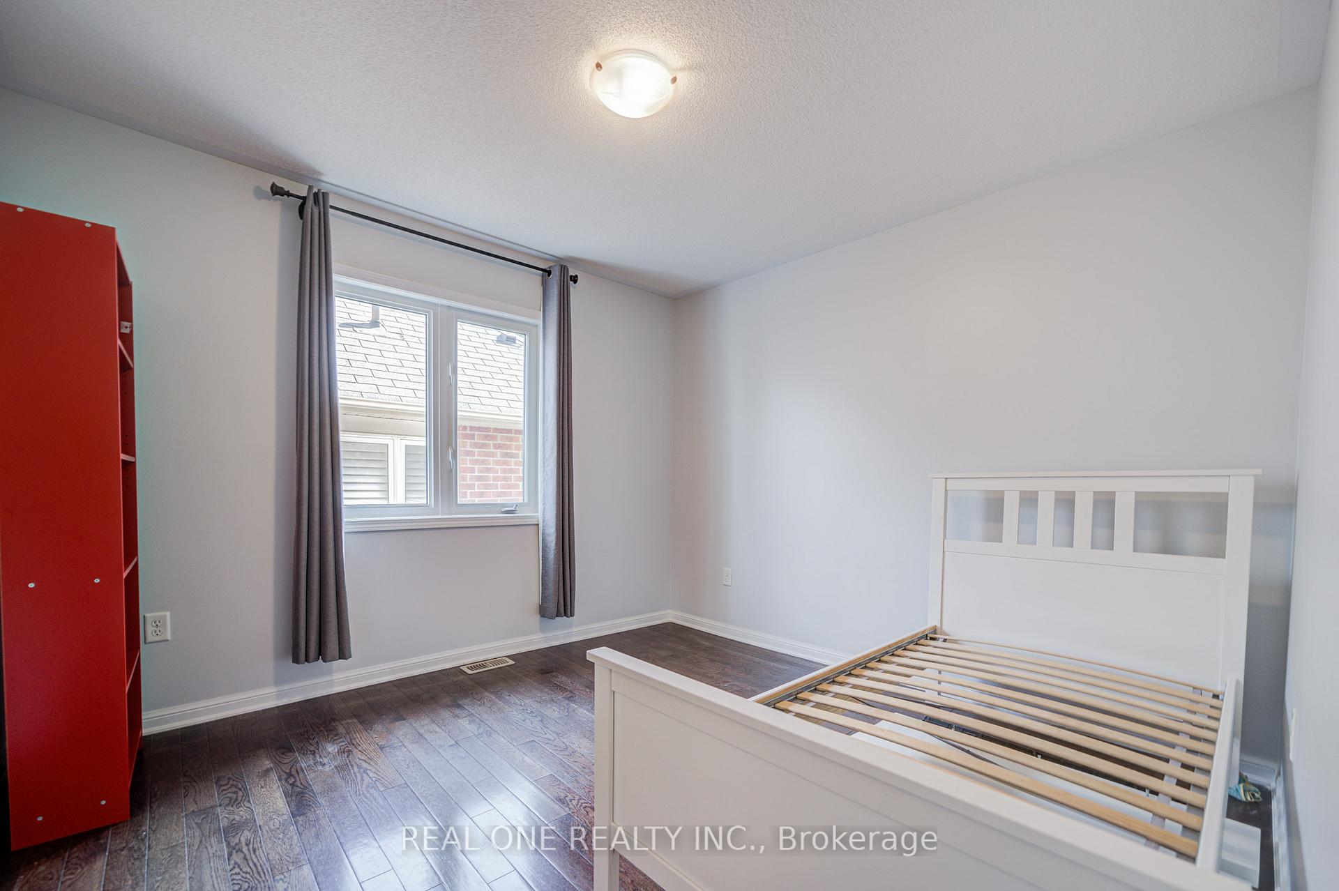 Photo 22 of 23 Cranston Street, Hamilton, Meadowlands — HOMEH