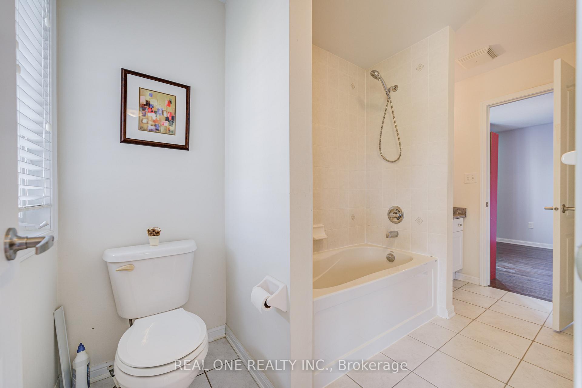 Photo 25 of 23 Cranston Street, Hamilton, Meadowlands — HOMEH
