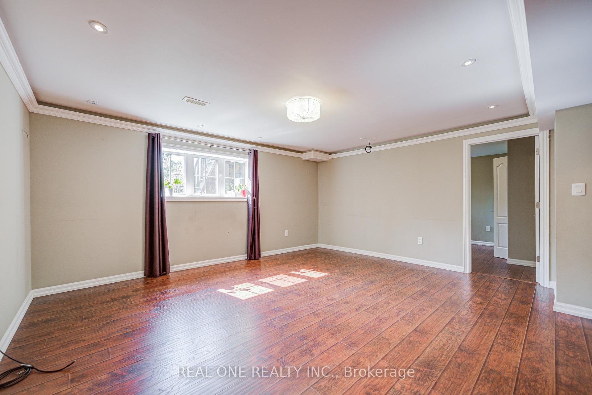 Photo 32 of 23 Cranston Street, Hamilton, Meadowlands — HOMEH