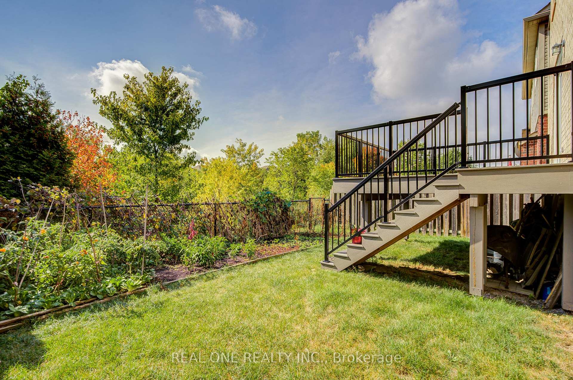 Photo 41 of 23 Cranston Street, Hamilton, Meadowlands — HOMEH