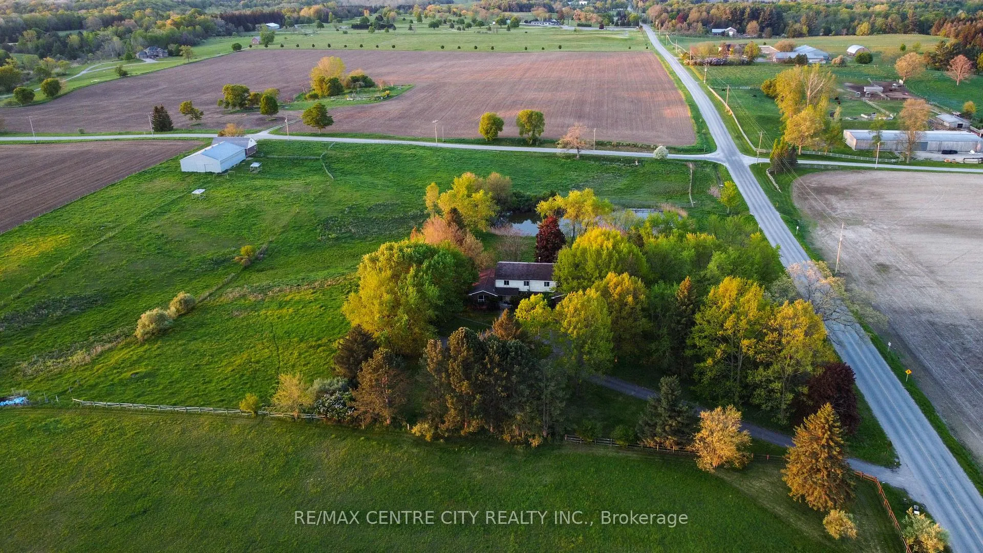 Photo 6 of 2426 Brigham Road, Middlesex Centre, Rural Middlesex Centre — HOMEH