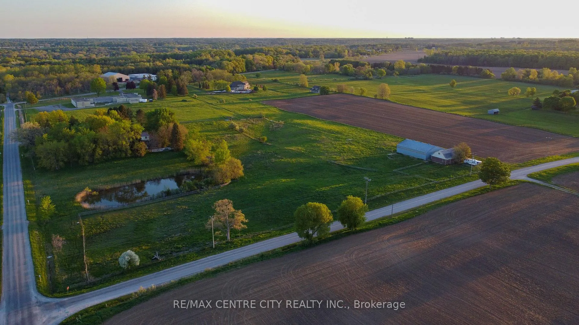 Photo 10 of 2426 Brigham Road, Middlesex Centre, Rural Middlesex Centre — HOMEH