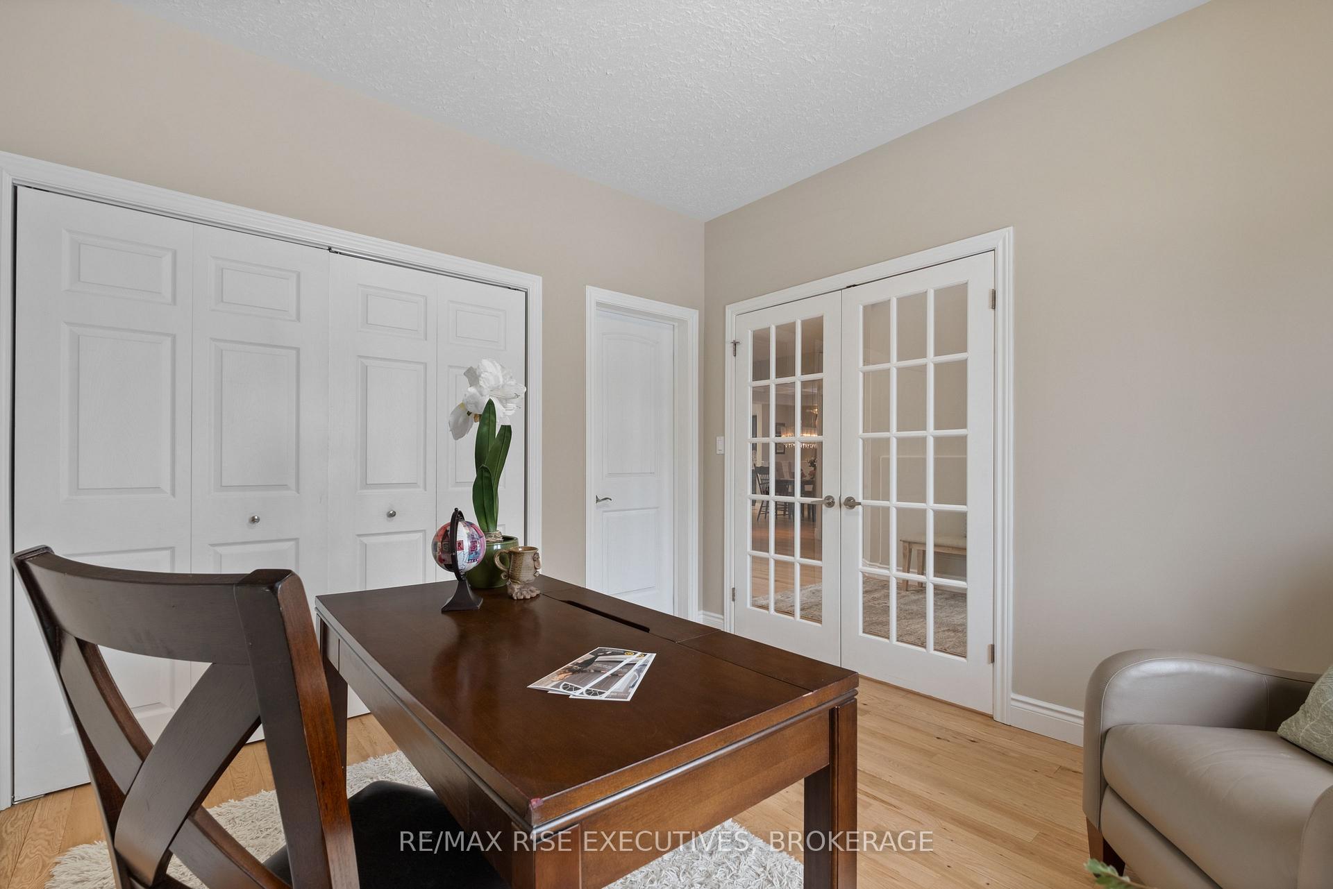 Photo 17 of 734 Kananaskis Drive, Kingston, City Northwest — HOMEH