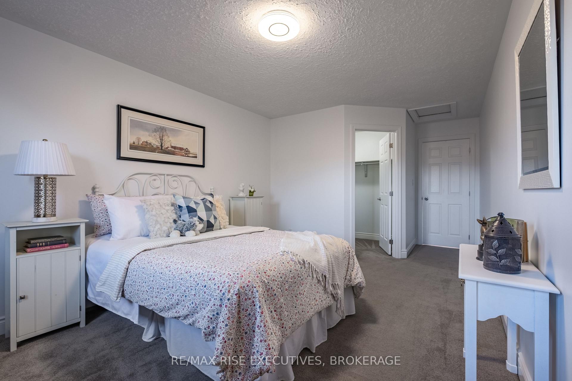 Photo 30 of 734 Kananaskis Drive, Kingston, City Northwest — HOMEH