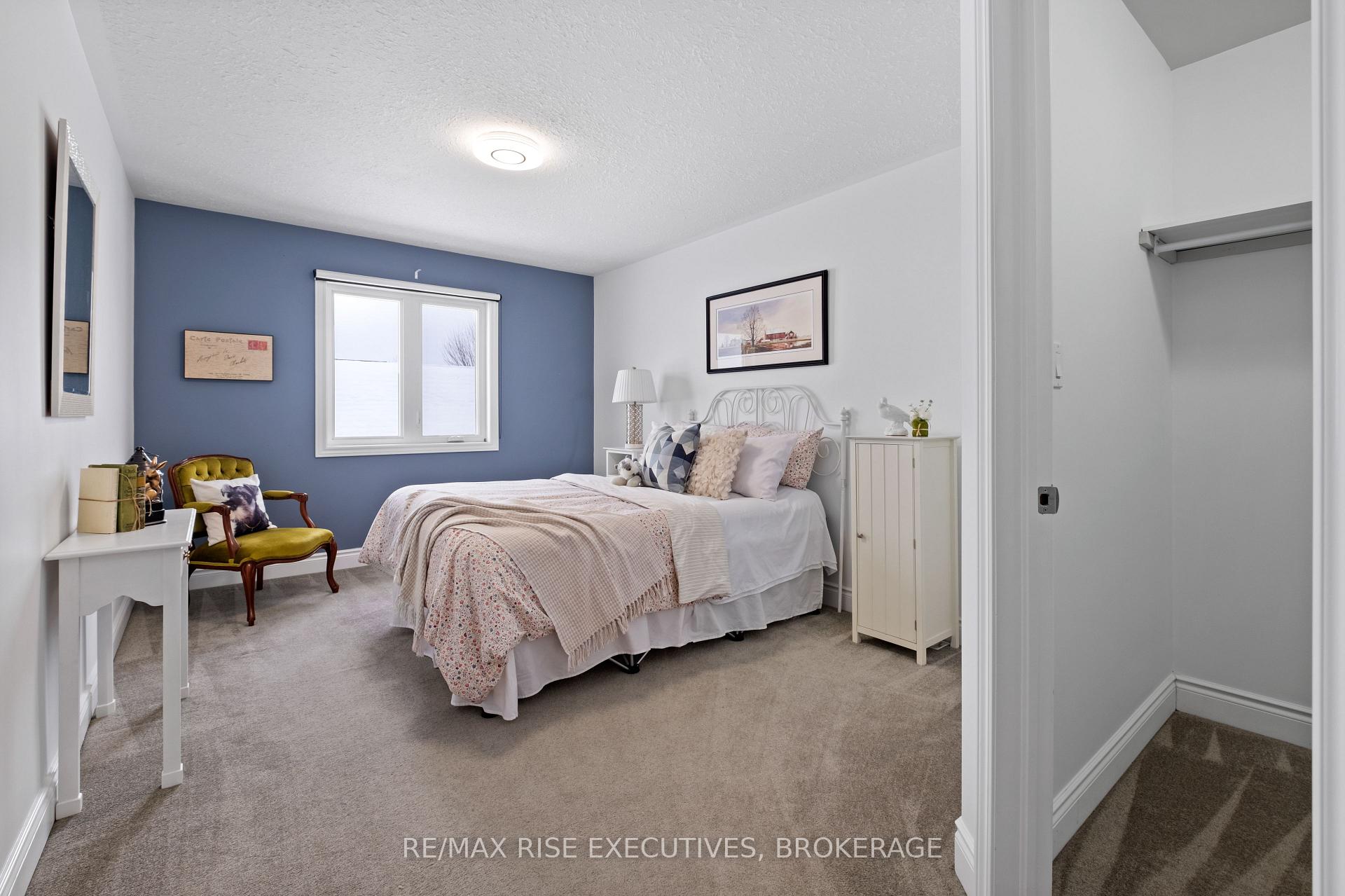 Photo 31 of 734 Kananaskis Drive, Kingston, City Northwest — HOMEH
