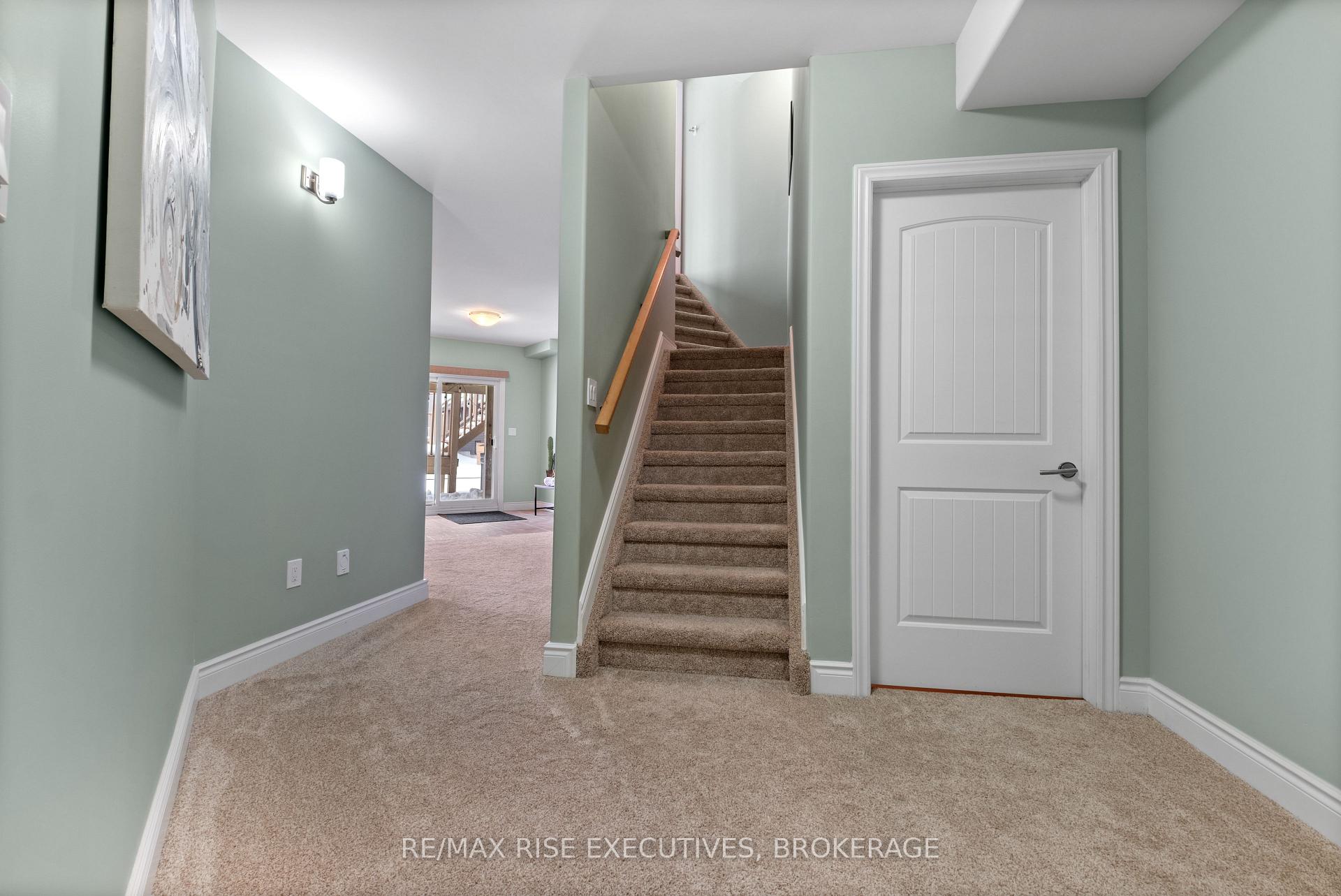 Photo 34 of 734 Kananaskis Drive, Kingston, City Northwest — HOMEH