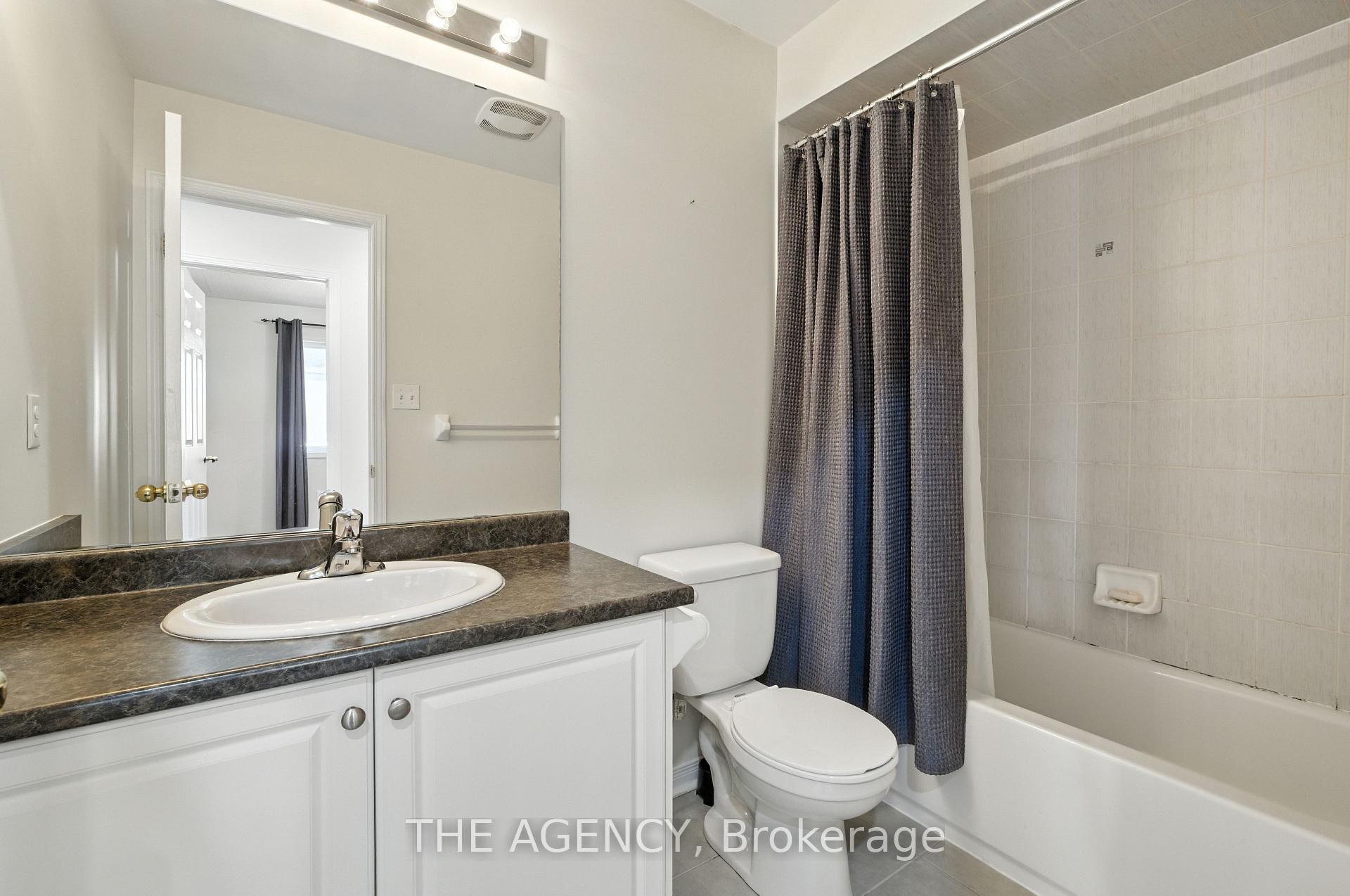 Photo 9 of 36 Coleluke Lane, Markham, Middlefield — HOMEH