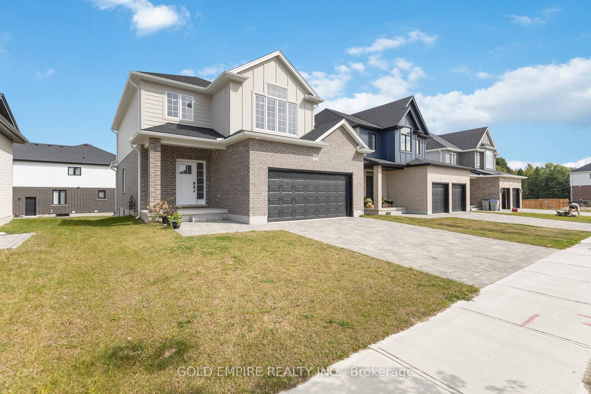 Photo 3 of 129 Basil Crescent, Middlesex Centre, Ilderton — HOMEH