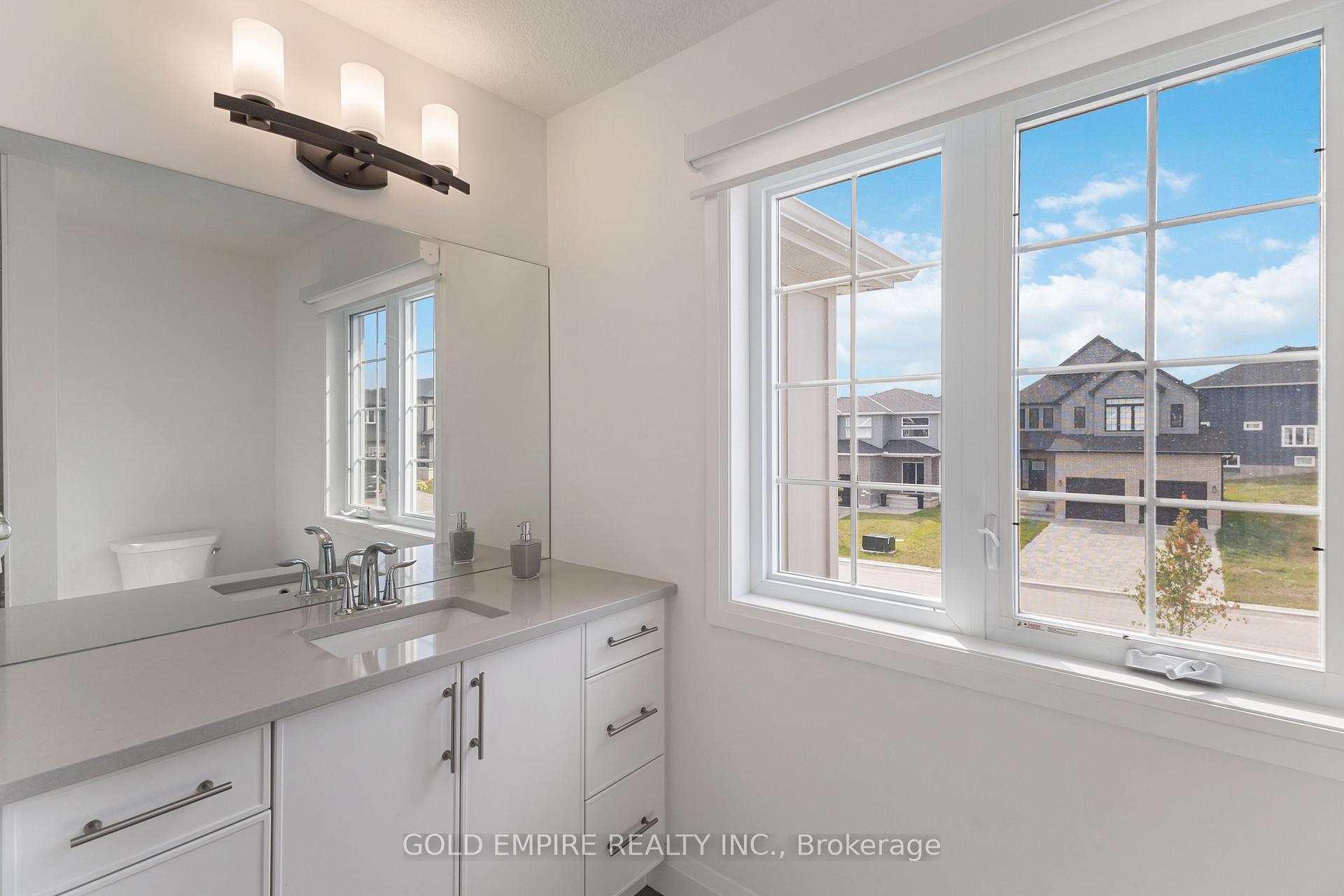 Photo 15 of 129 Basil Crescent, Middlesex Centre, Ilderton — HOMEH