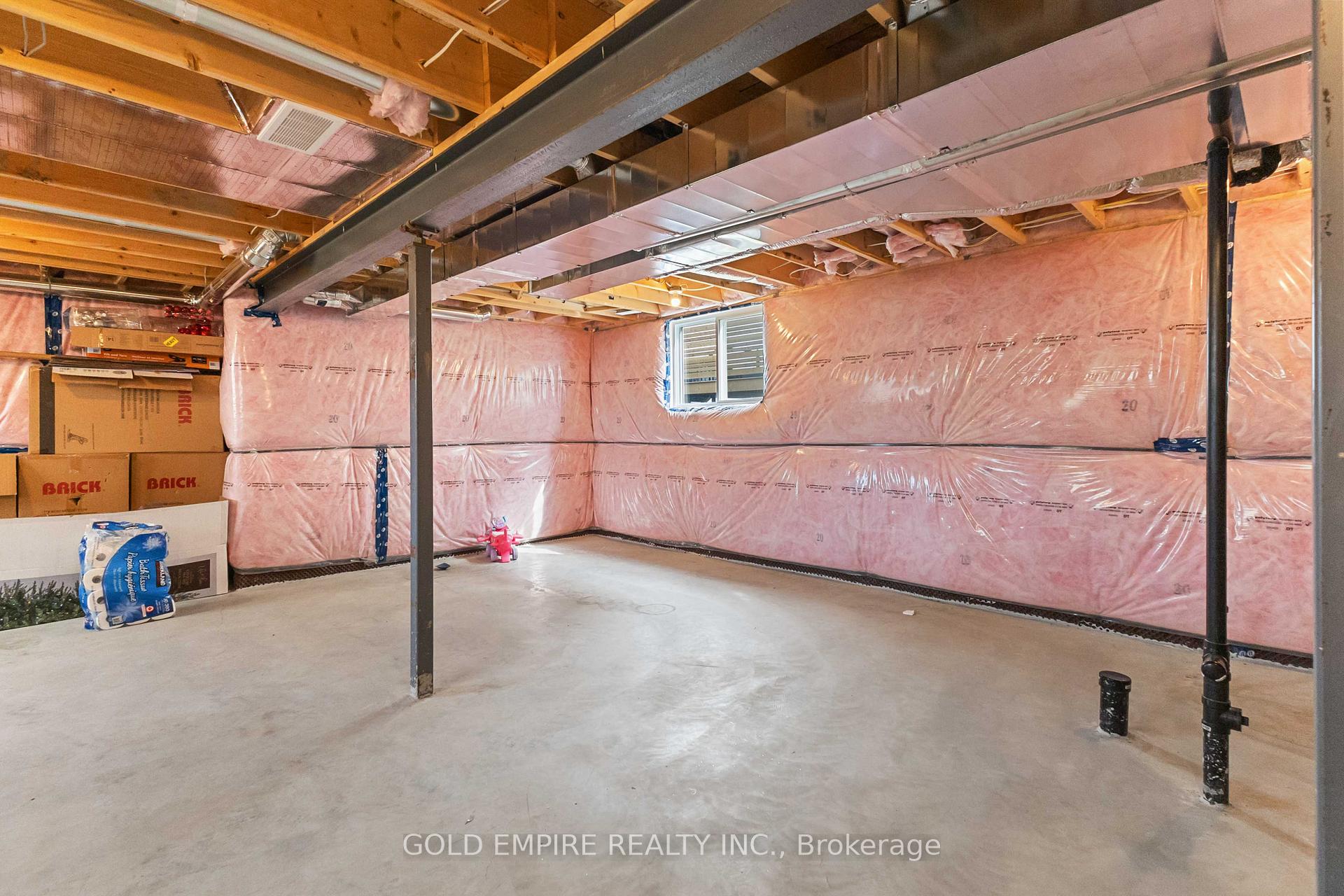 Photo 27 of 129 Basil Crescent, Middlesex Centre, Ilderton — HOMEH