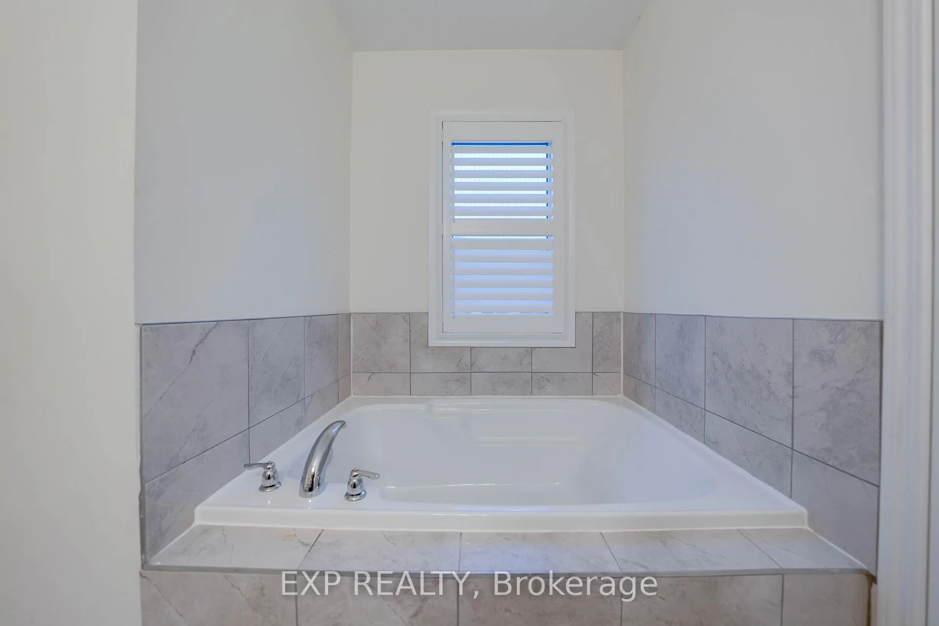 Photo 35 of 1179 Leger Way, Milton, Ford — HOMEH