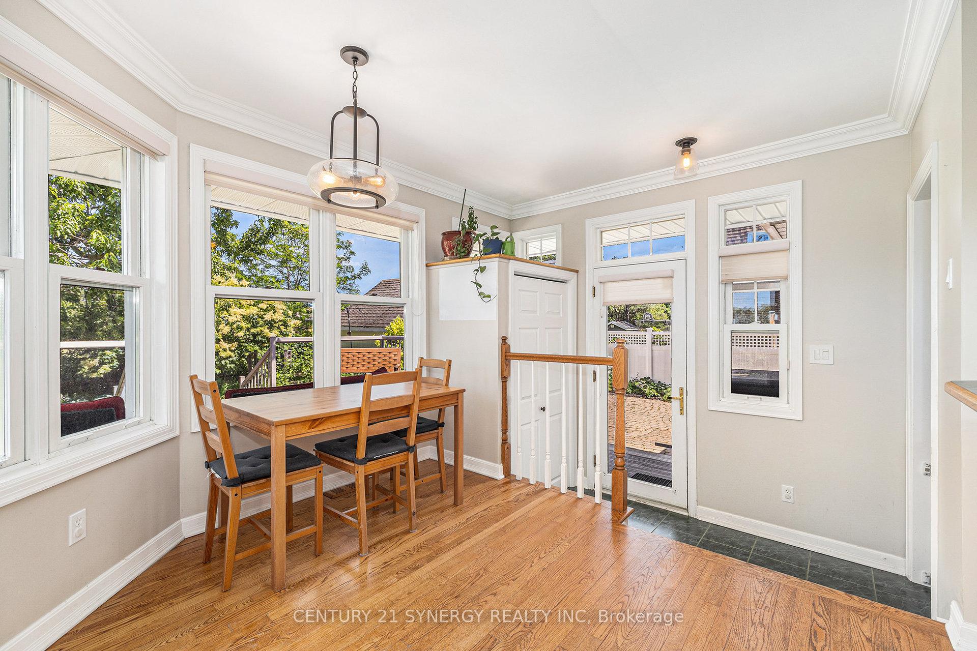 Photo 15 of 1069 Arnot Road, Ottawa, Courtland Park — HOMEH