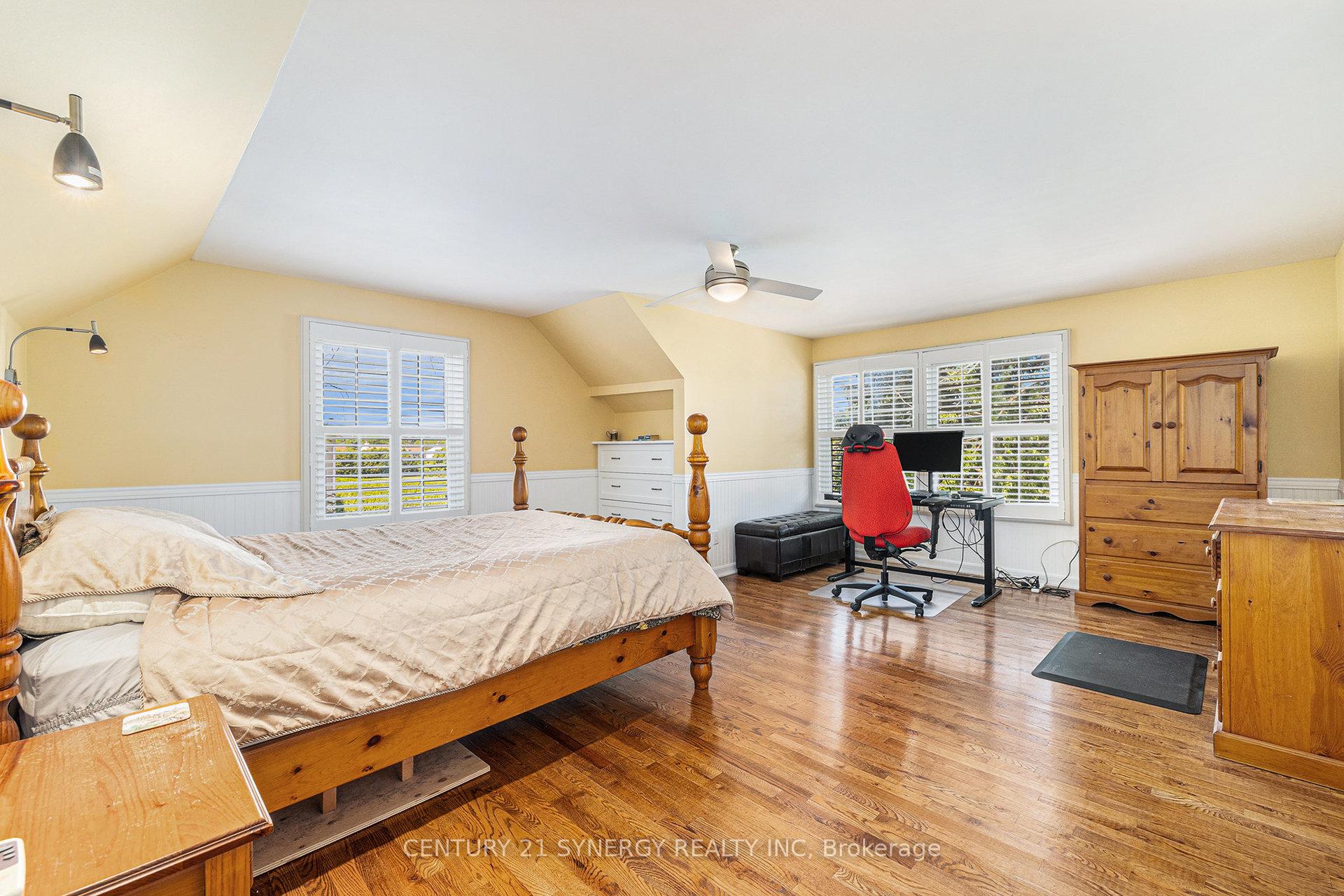 Photo 22 of 1069 Arnot Road, Ottawa, Courtland Park — HOMEH