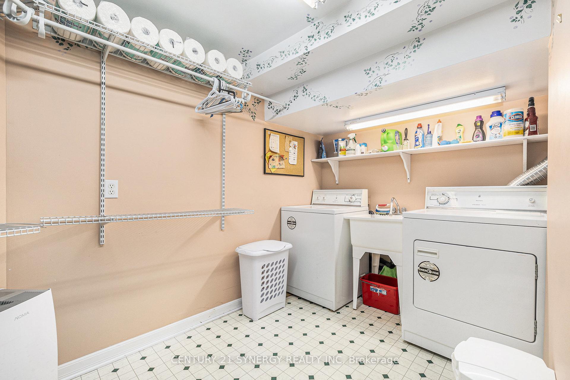 Photo 30 of 1069 Arnot Road, Ottawa, Courtland Park — HOMEH