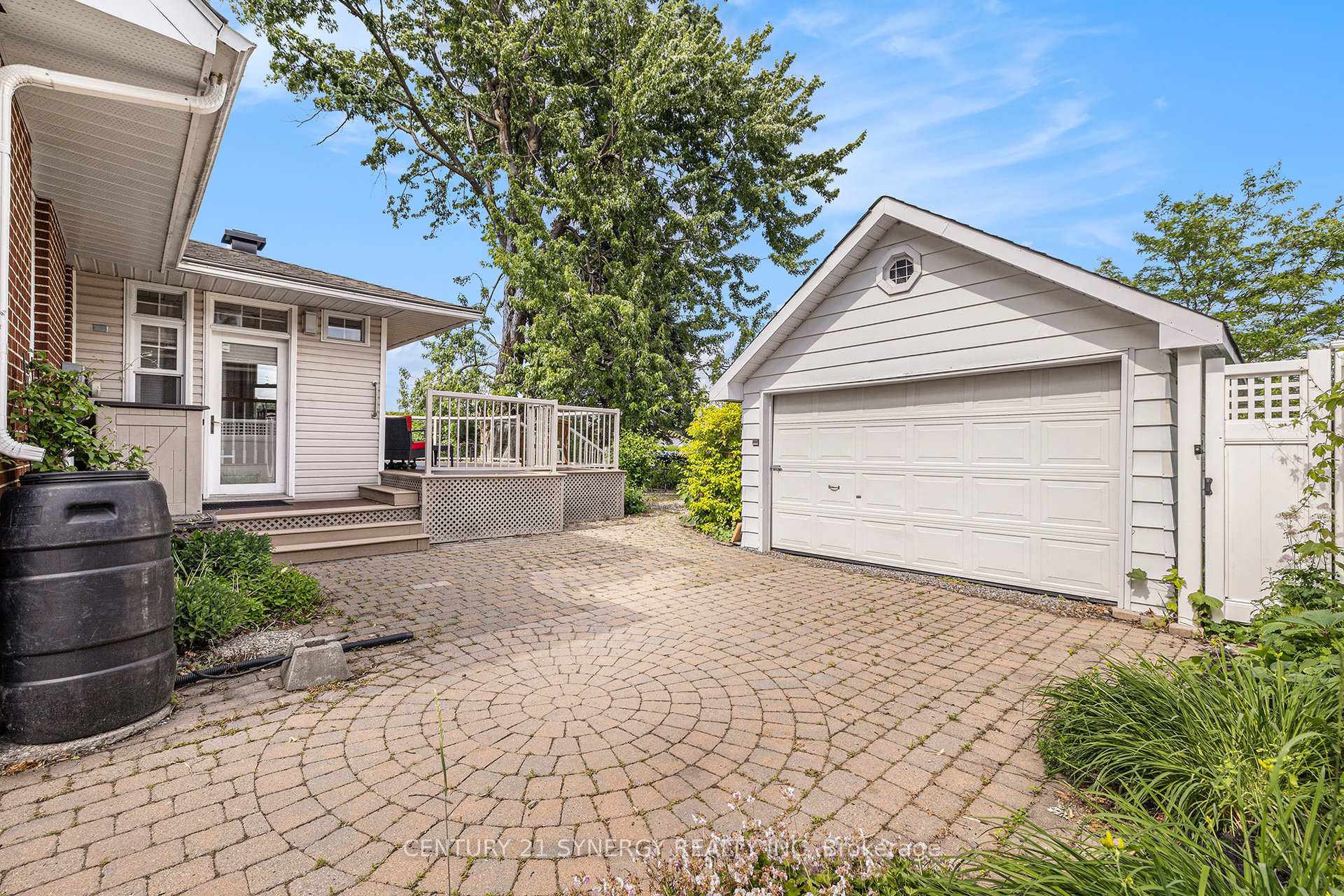 Photo 33 of 1069 Arnot Road, Ottawa, Courtland Park — HOMEH