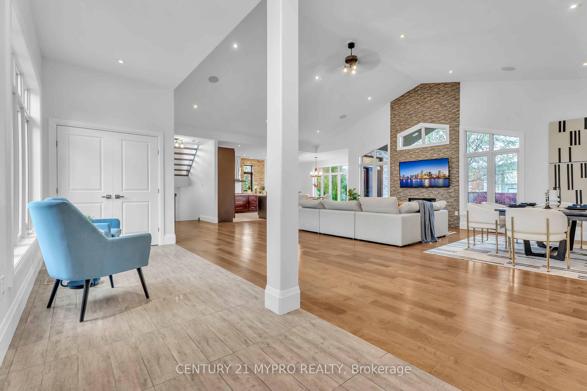 Photo 7 of 39 Earlscourt Terrace, Middlesex Centre, Kilworth — HOMEH