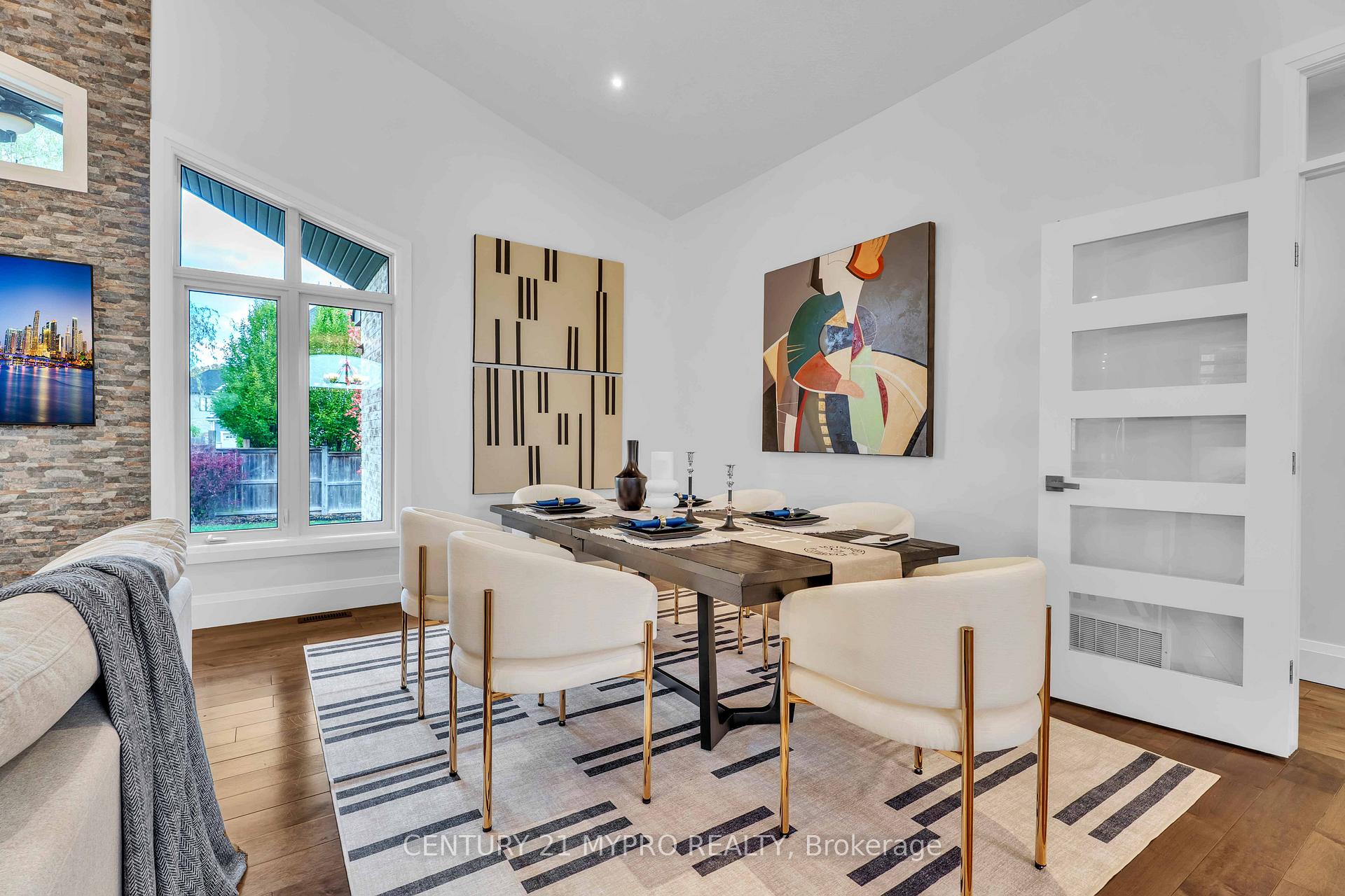 Photo 13 of 39 Earlscourt Terrace, Middlesex Centre, Kilworth — HOMEH