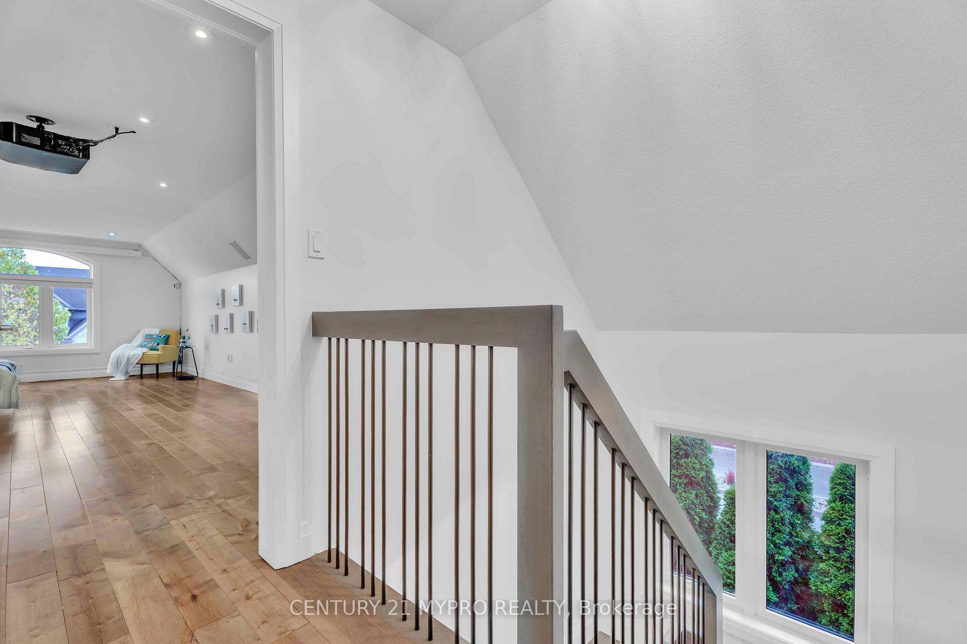 Photo 32 of 39 Earlscourt Terrace, Middlesex Centre, Kilworth — HOMEH