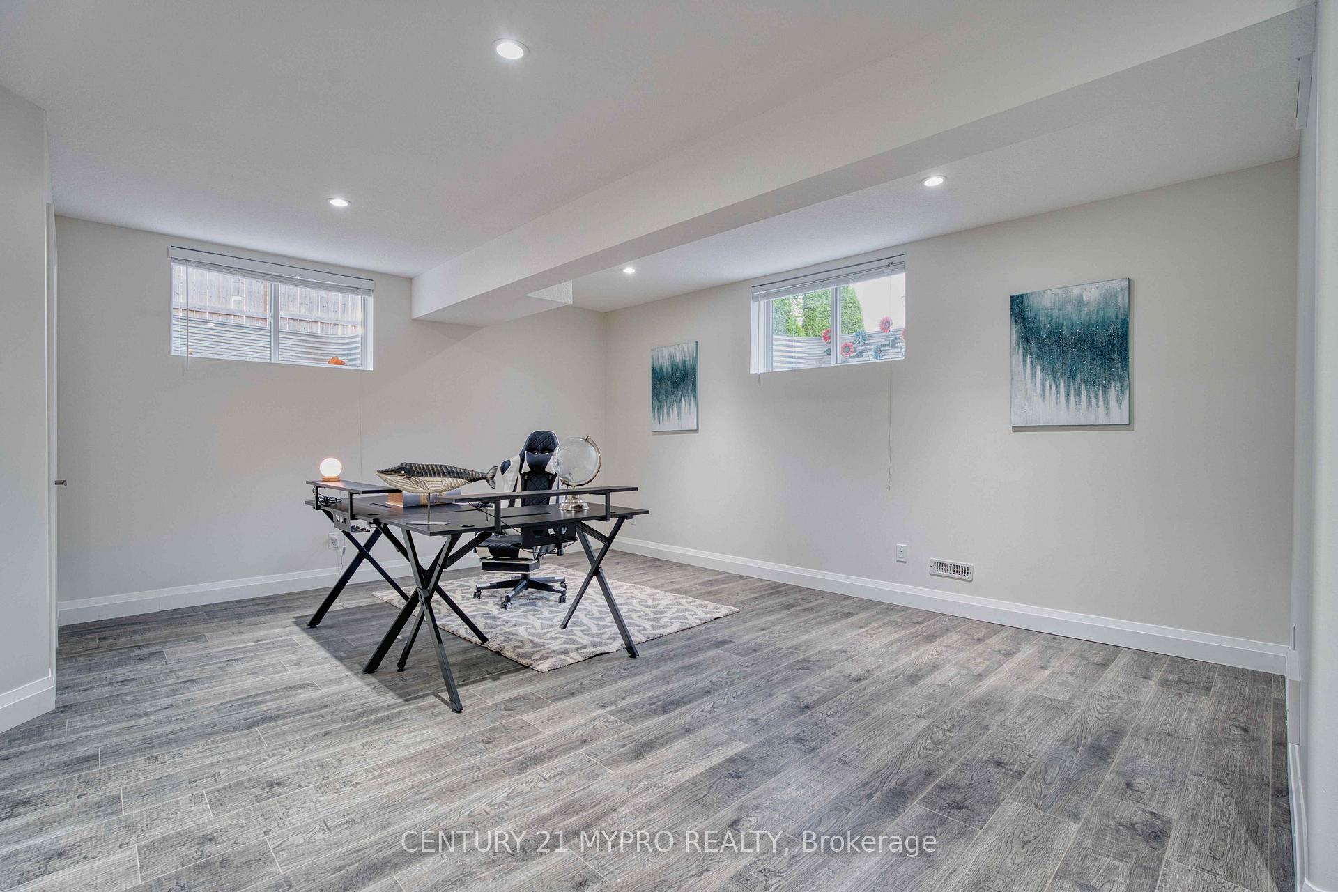 Photo 38 of 39 Earlscourt Terrace, Middlesex Centre, Kilworth — HOMEH