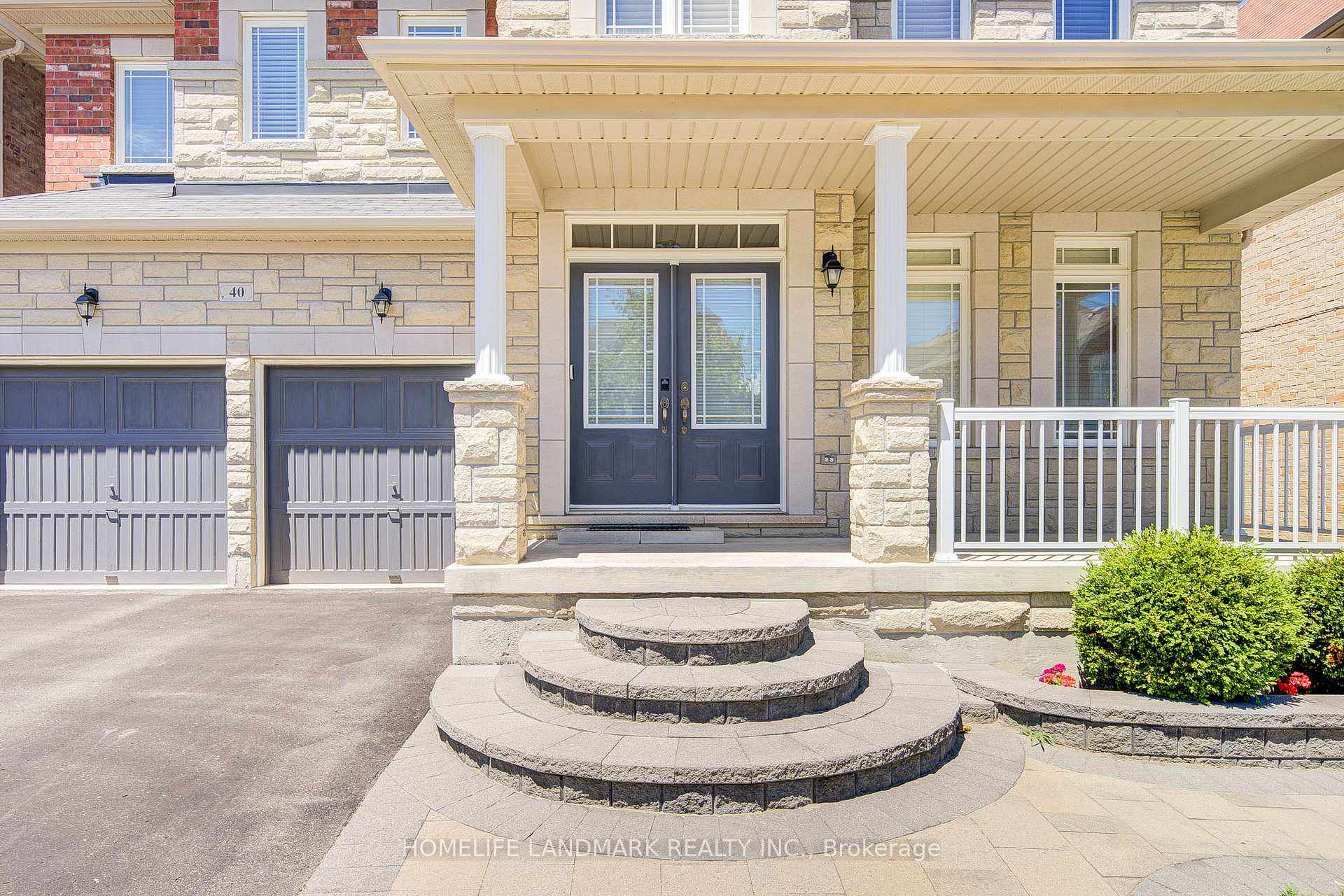 Photo 3 of 40 Bitola Drive, Markham, Greensborough — HOMEH