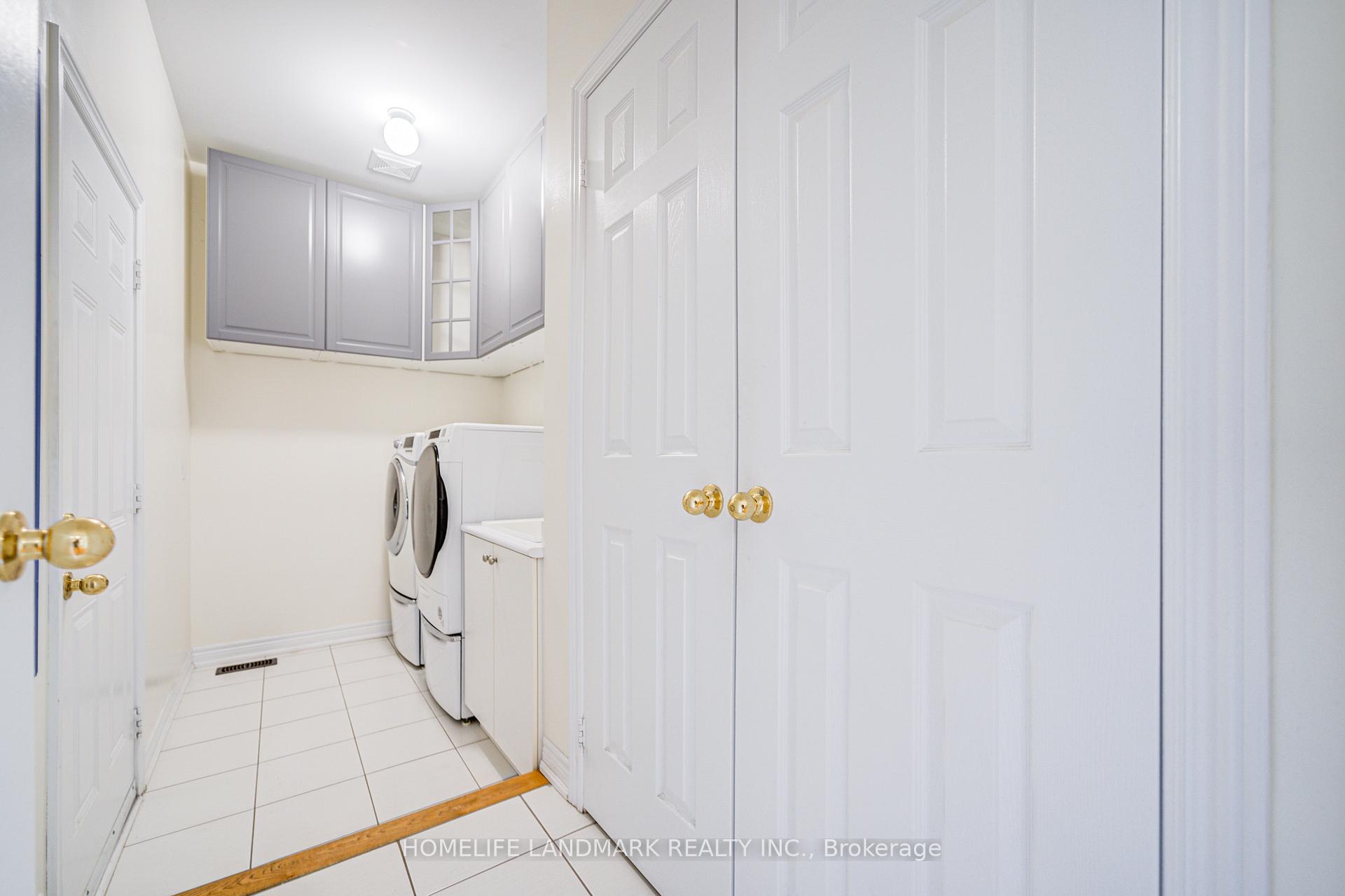 Photo 21 of 40 Bitola Drive, Markham, Greensborough — HOMEH