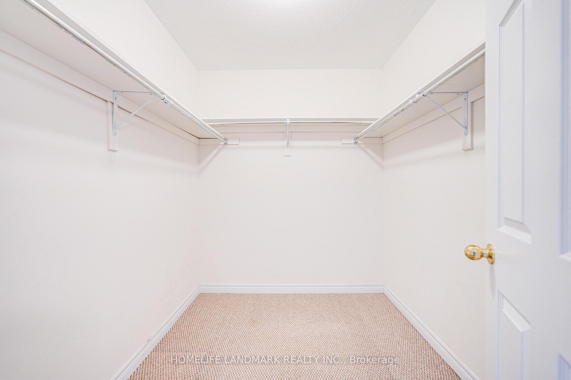 Photo 28 of 40 Bitola Drive, Markham, Greensborough — HOMEH