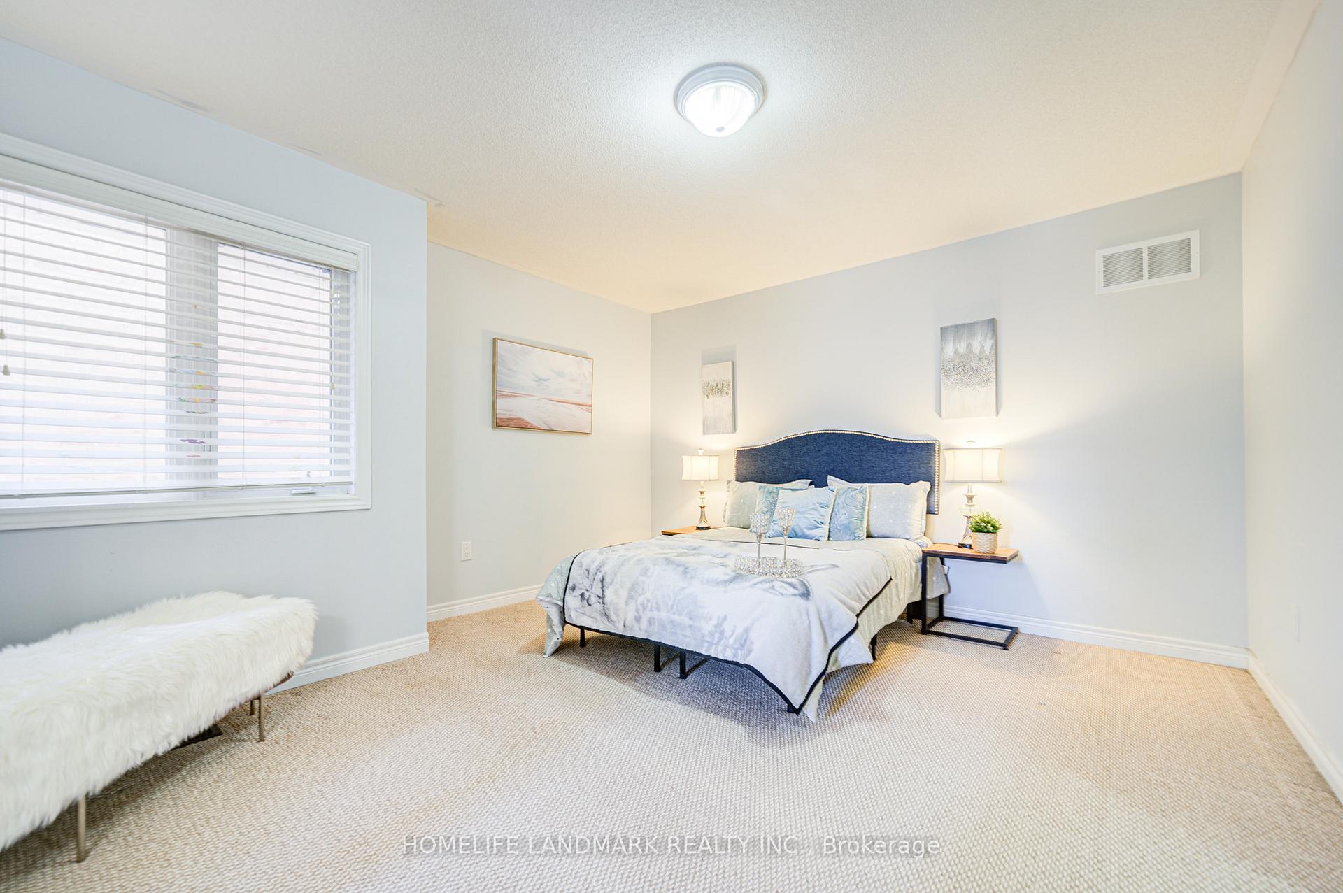Photo 31 of 40 Bitola Drive, Markham, Greensborough — HOMEH