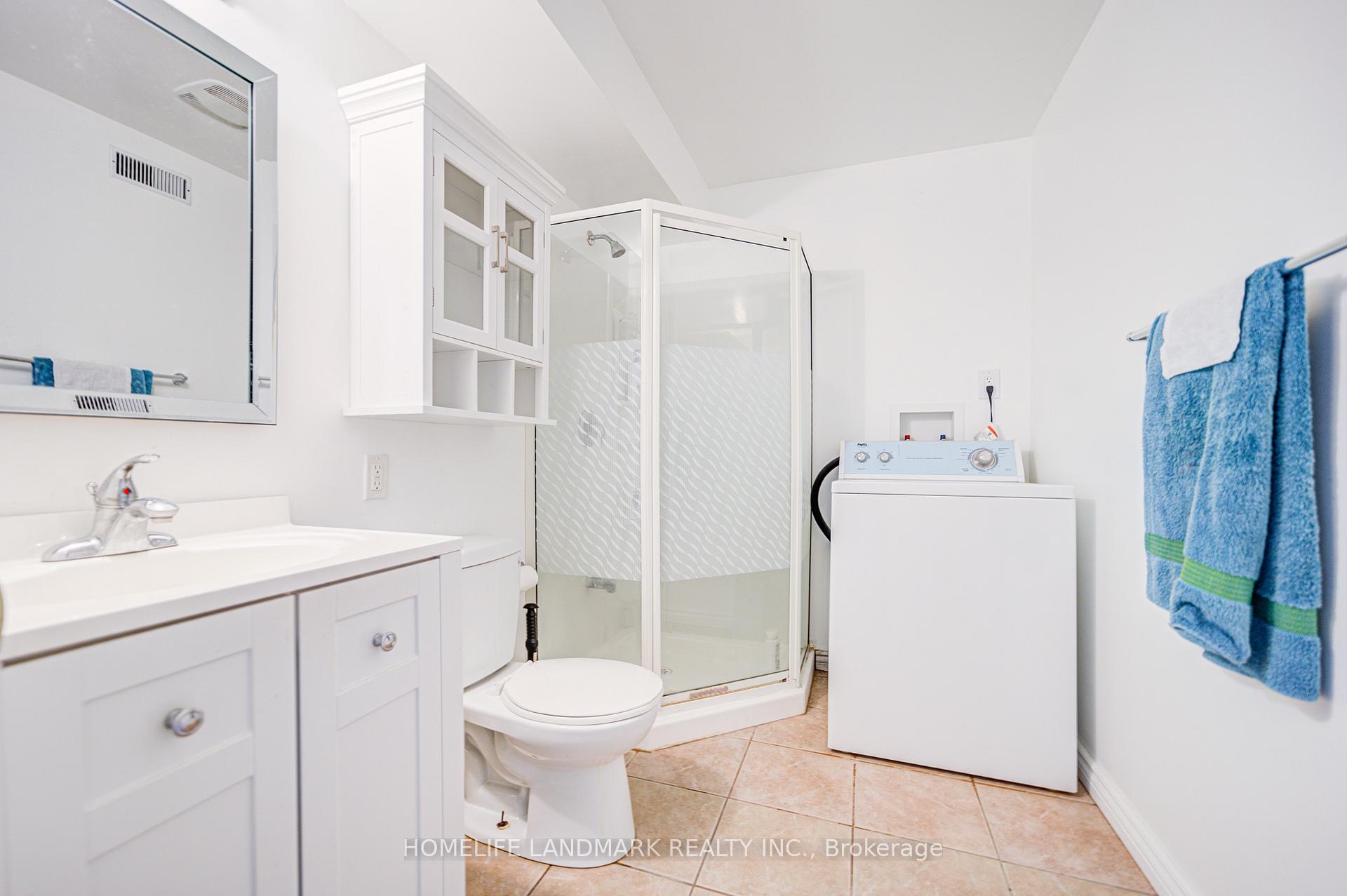 Photo 45 of 40 Bitola Drive, Markham, Greensborough — HOMEH
