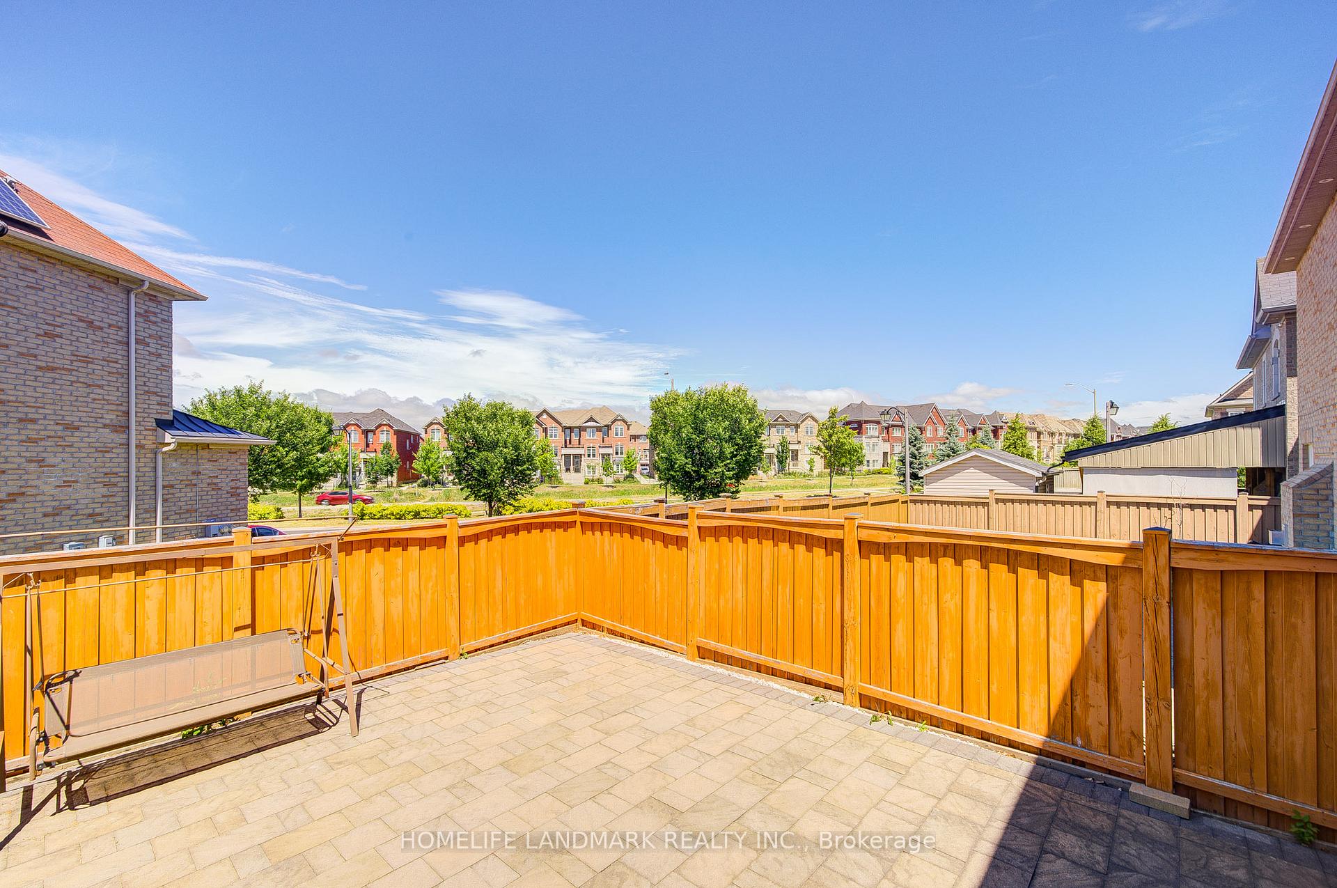 Photo 49 of 40 Bitola Drive, Markham, Greensborough — HOMEH