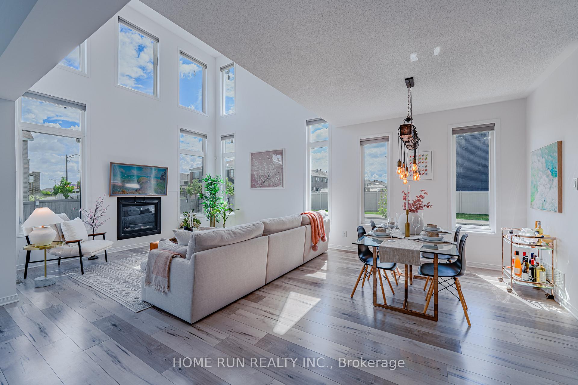 Photo 21 of 77 Defence Street, Ottawa, Kanata - Emerald Meadows/Trailwest — HOMEH