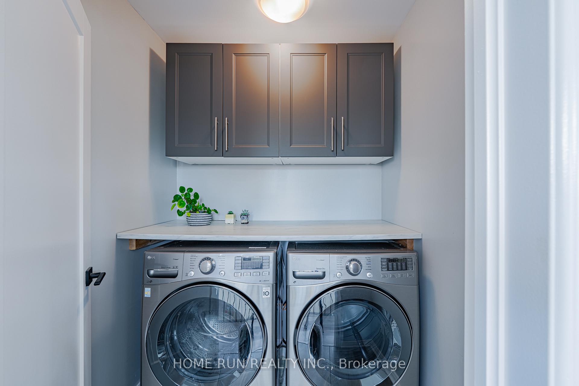 Photo 24 of 77 Defence Street, Ottawa, Kanata - Emerald Meadows/Trailwest — HOMEH