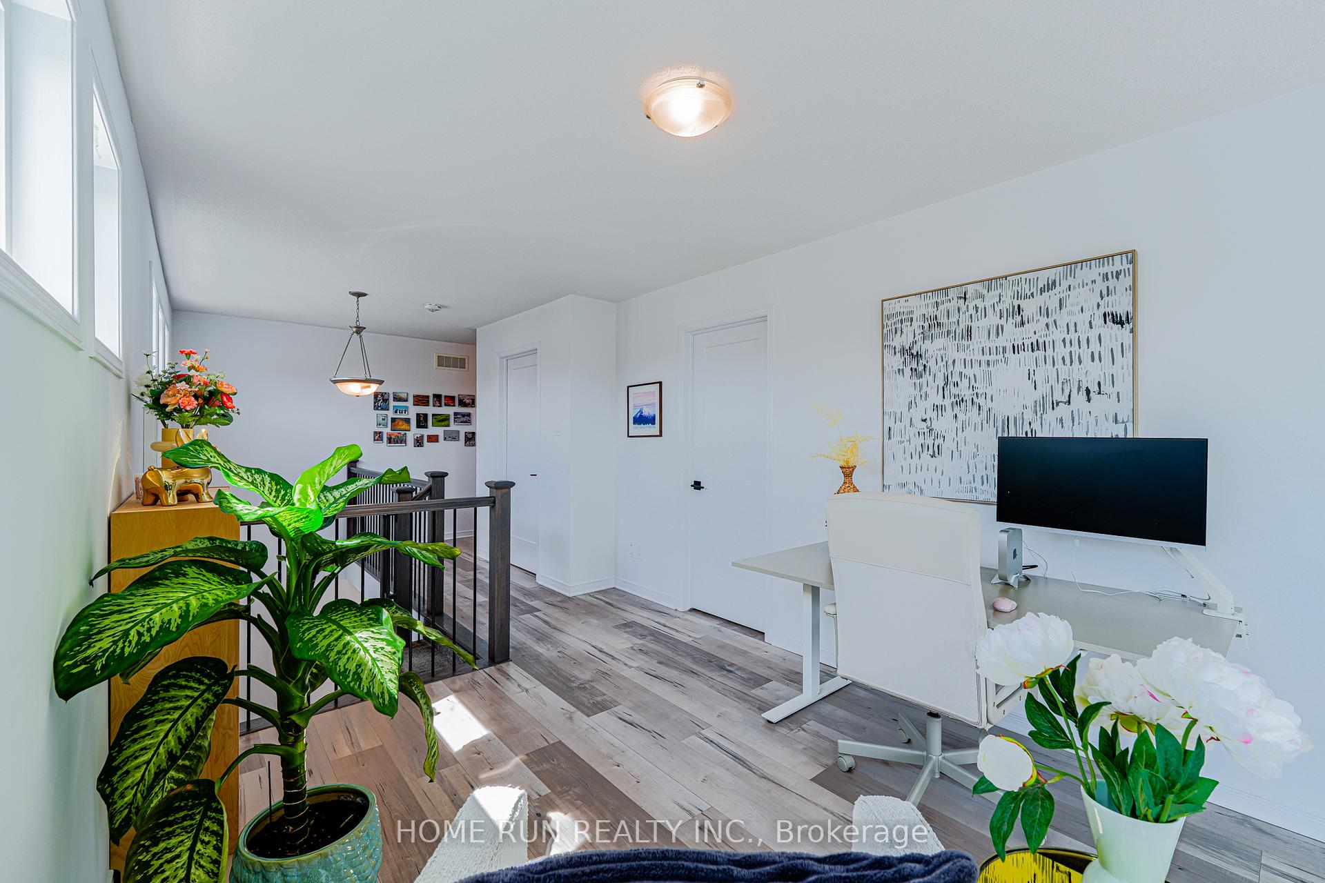 Photo 28 of 77 Defence Street, Ottawa, Kanata - Emerald Meadows/Trailwest — HOMEH