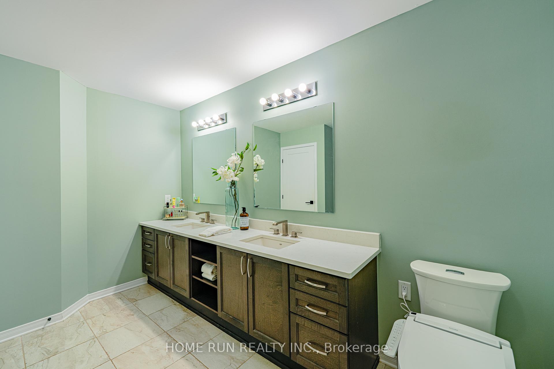 Photo 35 of 77 Defence Street, Ottawa, Kanata - Emerald Meadows/Trailwest — HOMEH