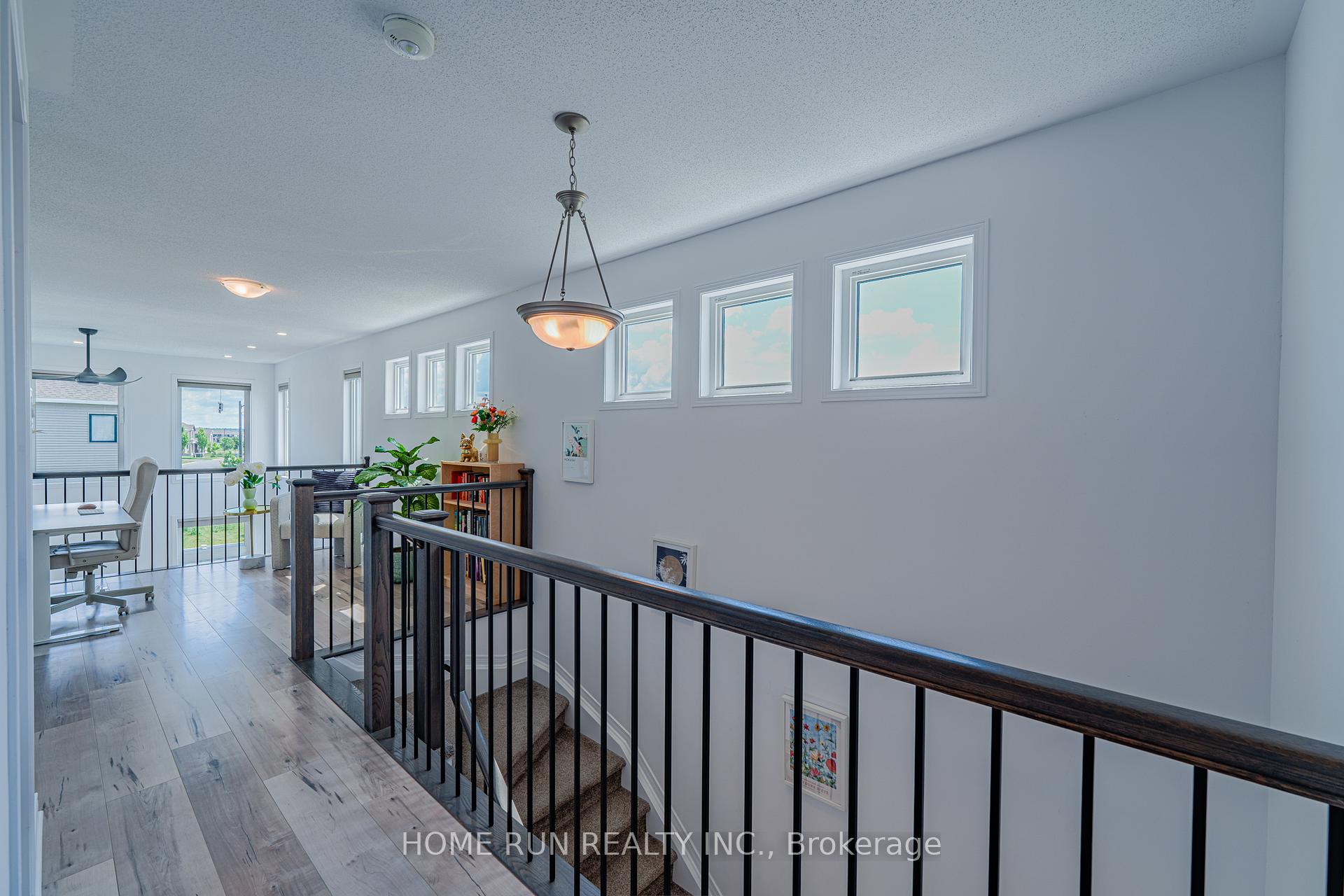 Photo 44 of 77 Defence Street, Ottawa, Kanata - Emerald Meadows/Trailwest — HOMEH