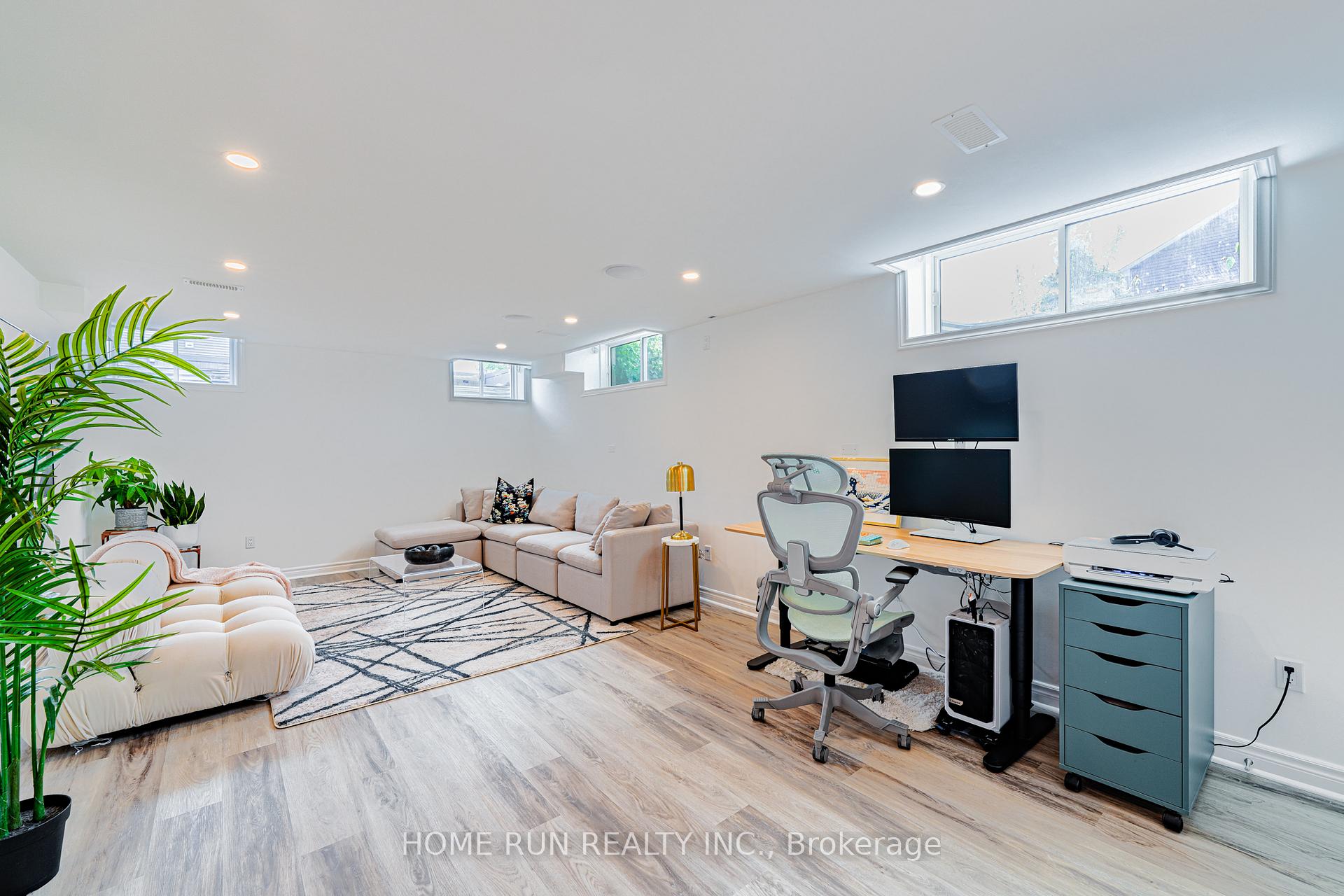 Photo 48 of 77 Defence Street, Ottawa, Kanata - Emerald Meadows/Trailwest — HOMEH