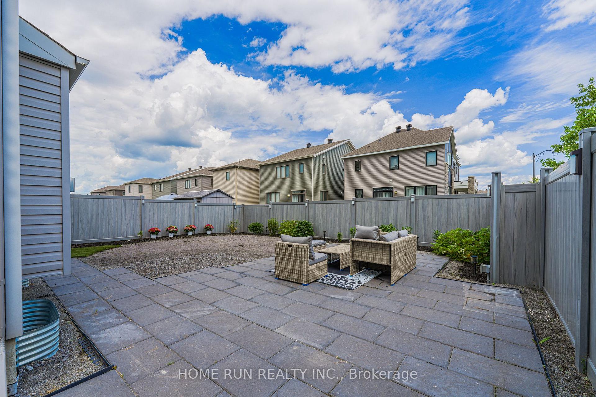 Photo 50 of 77 Defence Street, Ottawa, Kanata - Emerald Meadows/Trailwest — HOMEH
