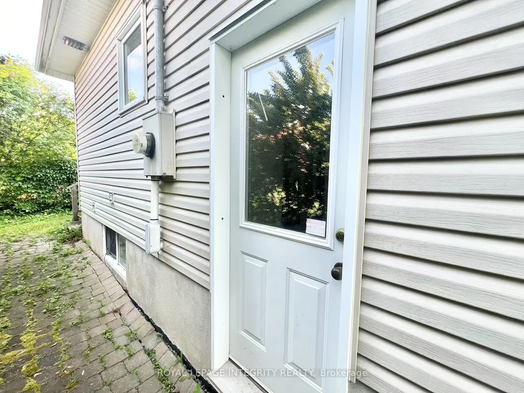 Photo 2 of Unit Basement, 1066 Meadowlands Drive, Ottawa, Carleton Heights — HOMEH