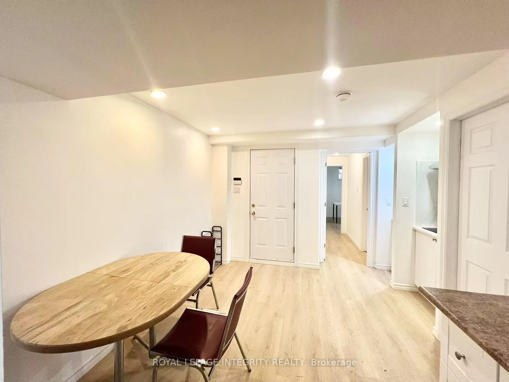 Photo 9 of Unit Basement, 1066 Meadowlands Drive, Ottawa, Carleton Heights — HOMEH