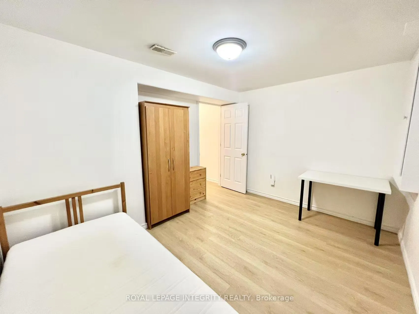 Photo 13 of Unit Basement, 1066 Meadowlands Drive, Ottawa, Carleton Heights — HOMEH